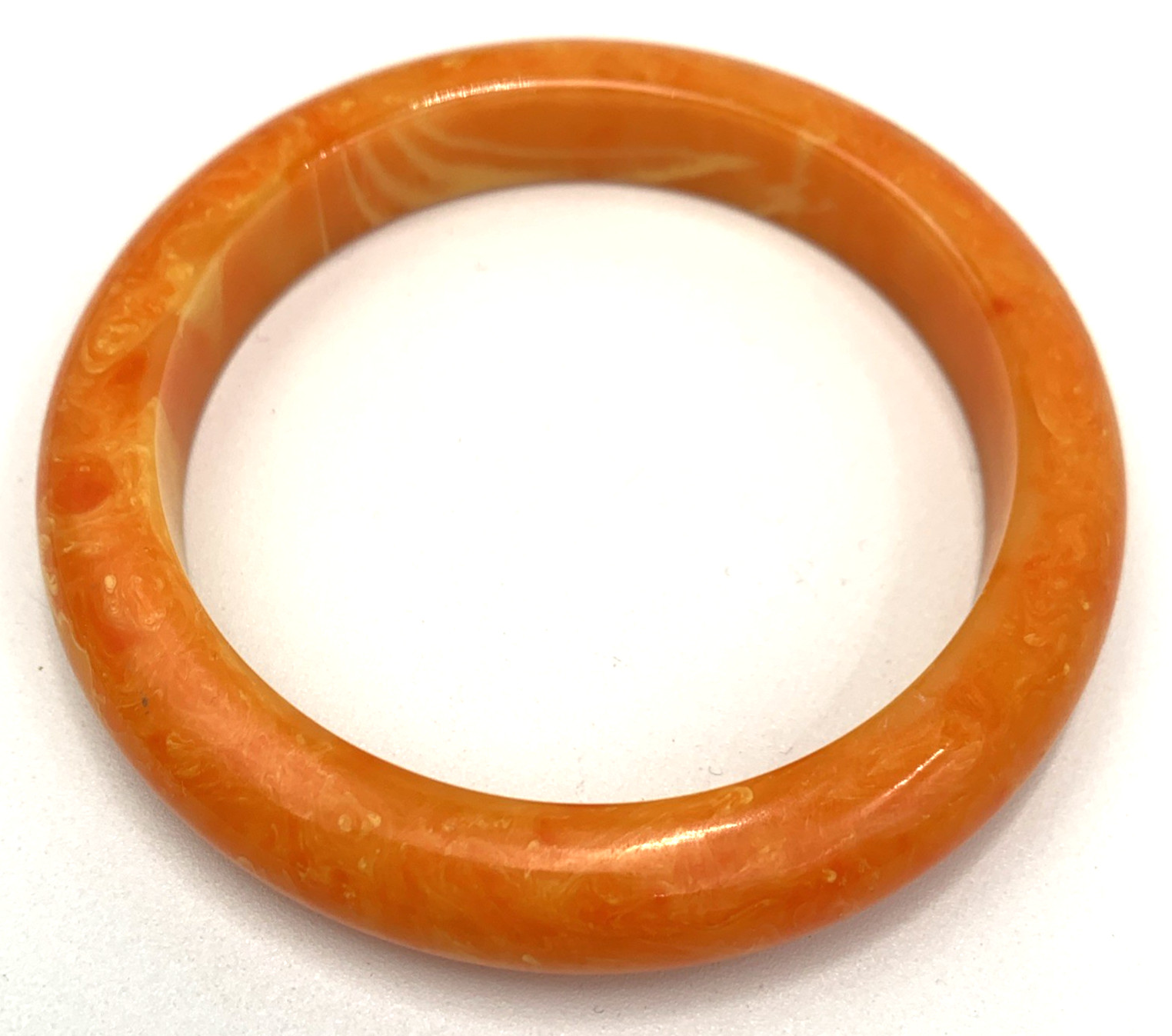 Vintage 12 mm Wide BAKELITE Bangle Bracelet Orange Marbled 29.3g 8″ IC