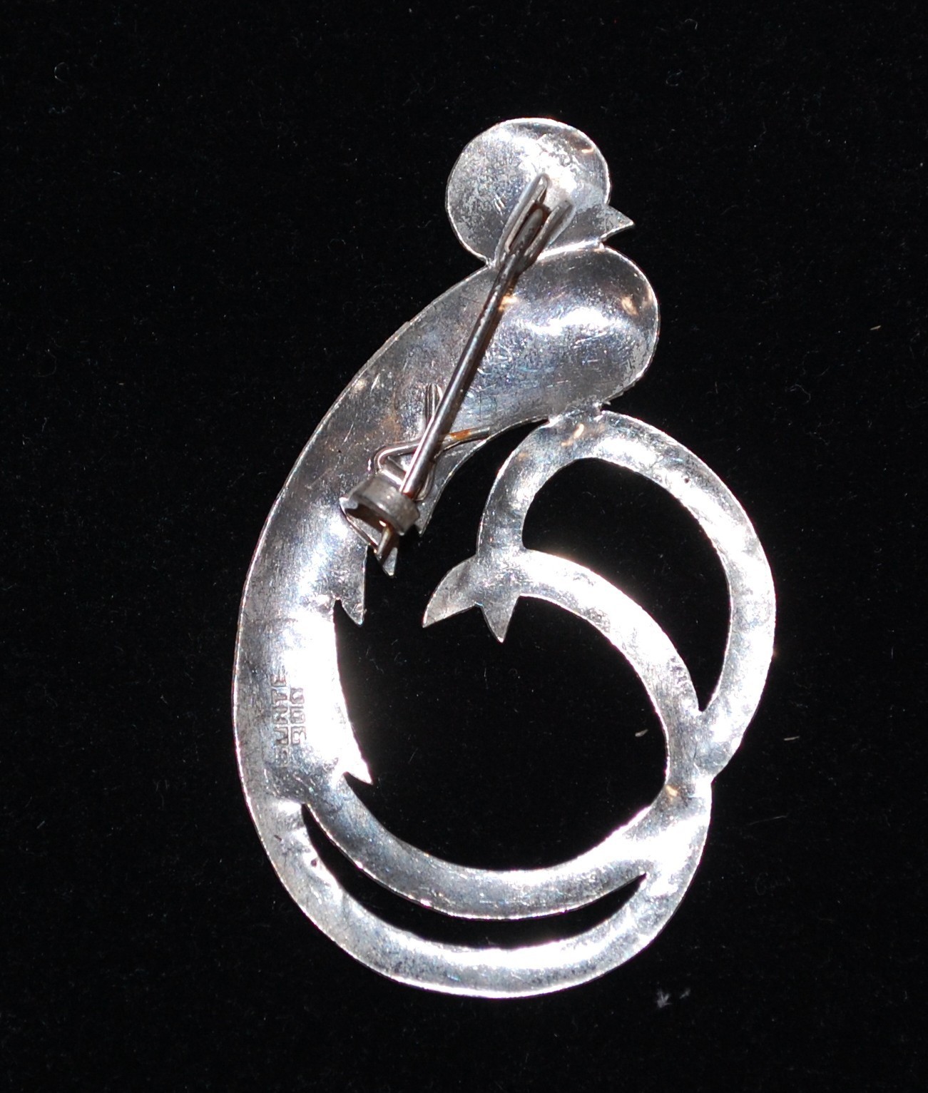 Vtg. Guatemala 900 Silver Signed Gurte Etched Quetzal Bird Pin/Brooch Preowned