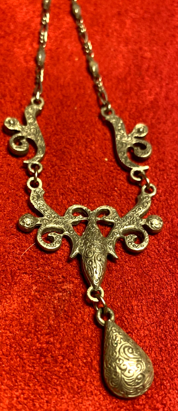 vintage 1928 brand necklace with purple and blue stones