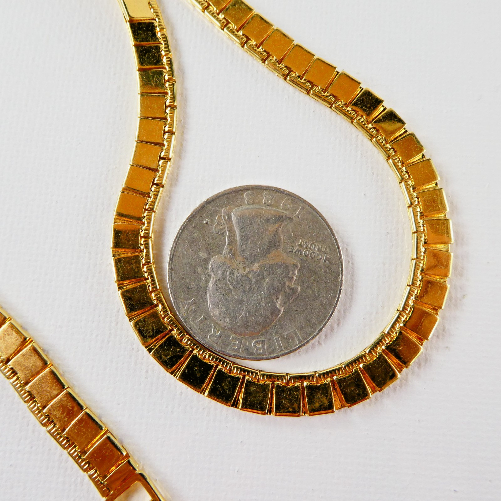 Vintage MONET Gold Tone Chain Flat Square Link 16.5″ Super Shiny Nice Quality