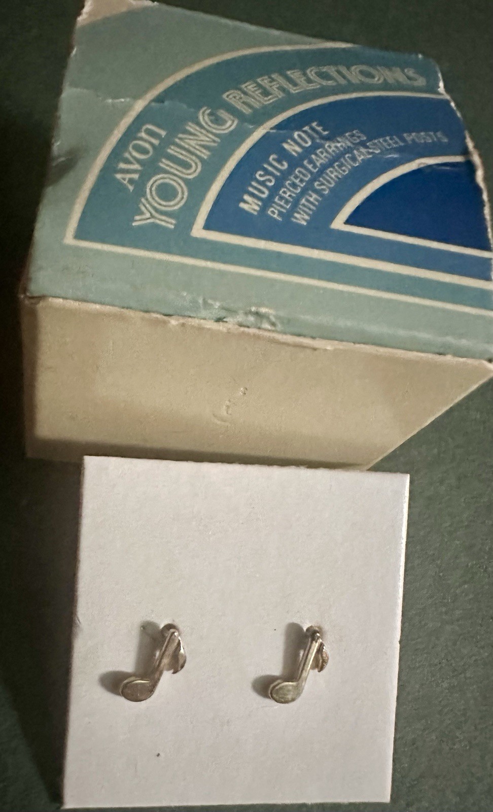 VINTAGE Avon TINY Gold Music Notes Musical Earrings NIB Studs