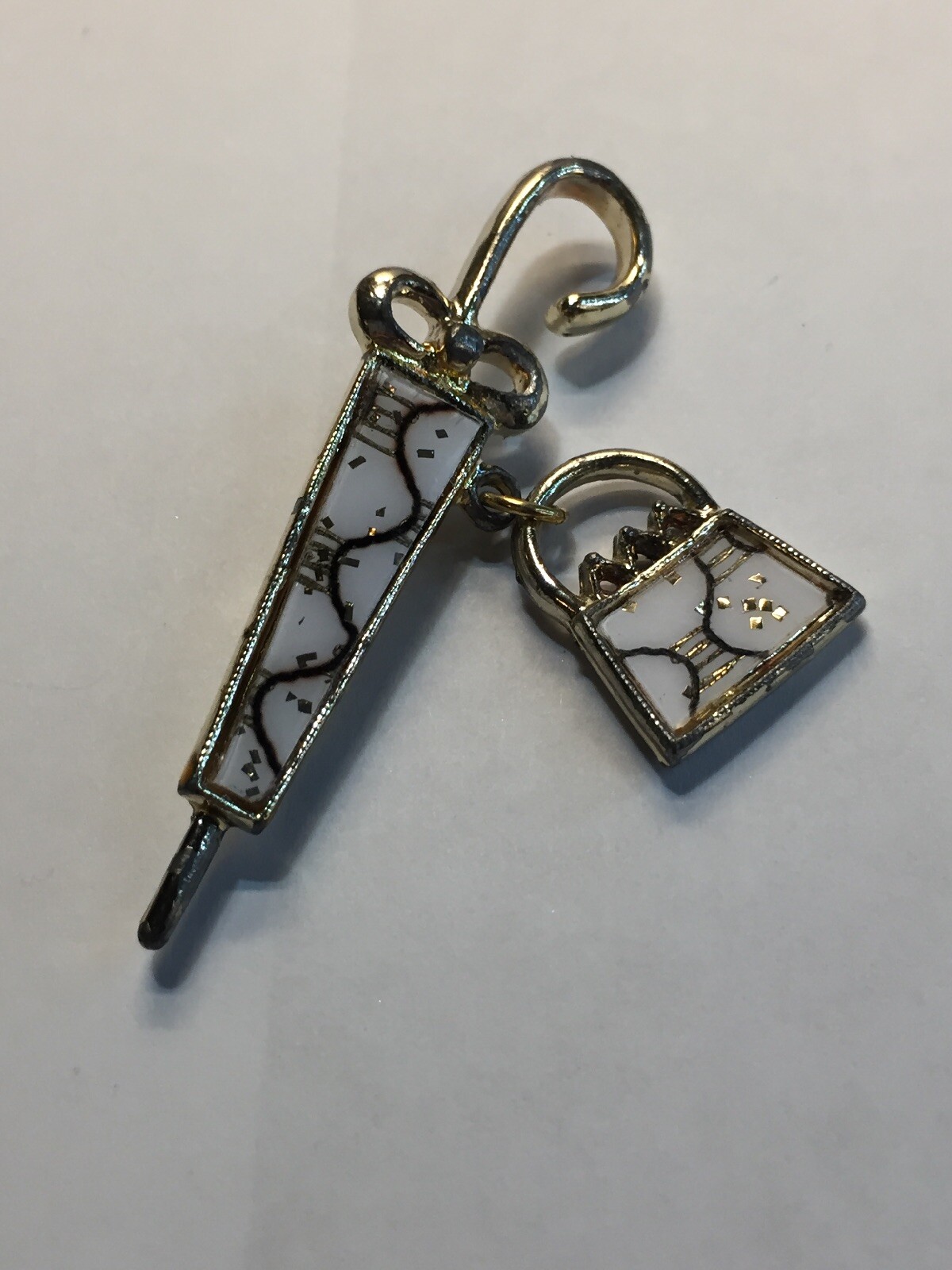 Vintage 2 3/8″ White Gold Enameled Umbrella w/Dangling Purse Brooch Pin