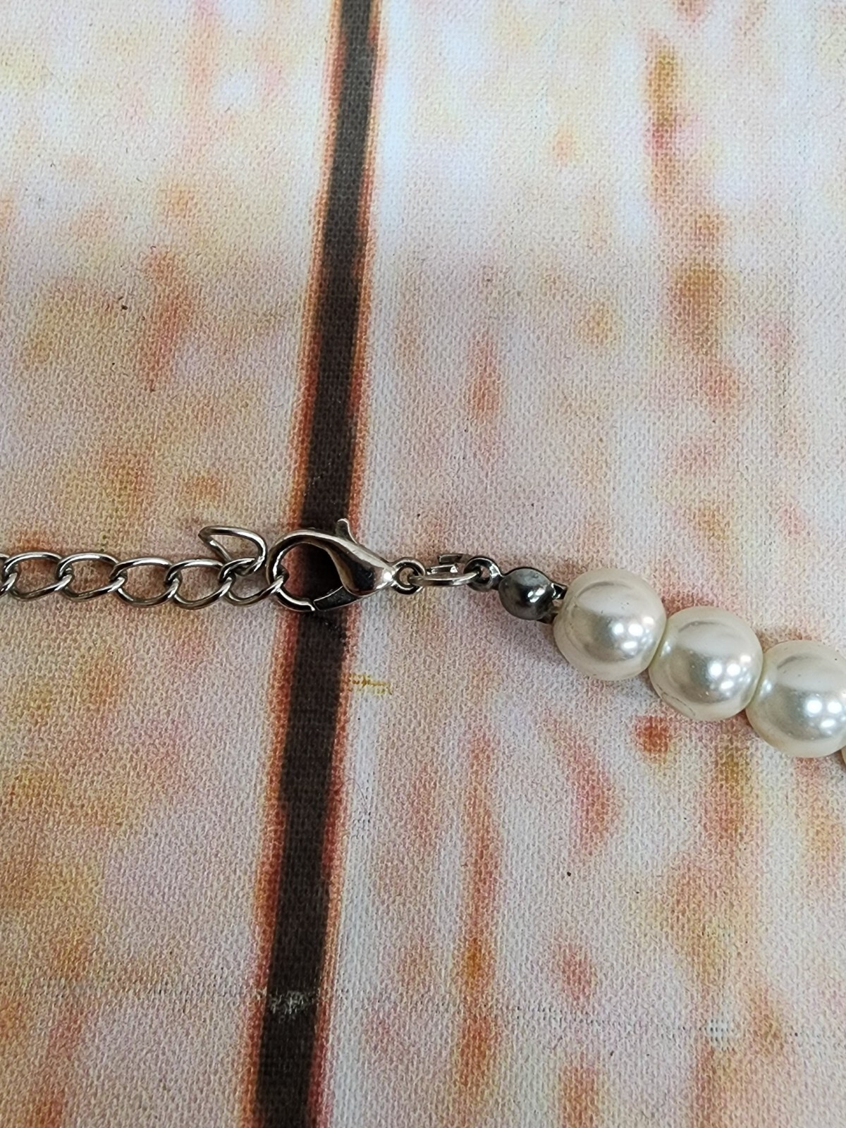 Vintage Faux Pearl & Rhinestone Necklace Unsigned Silver Tone Lobster Claw Clasp
