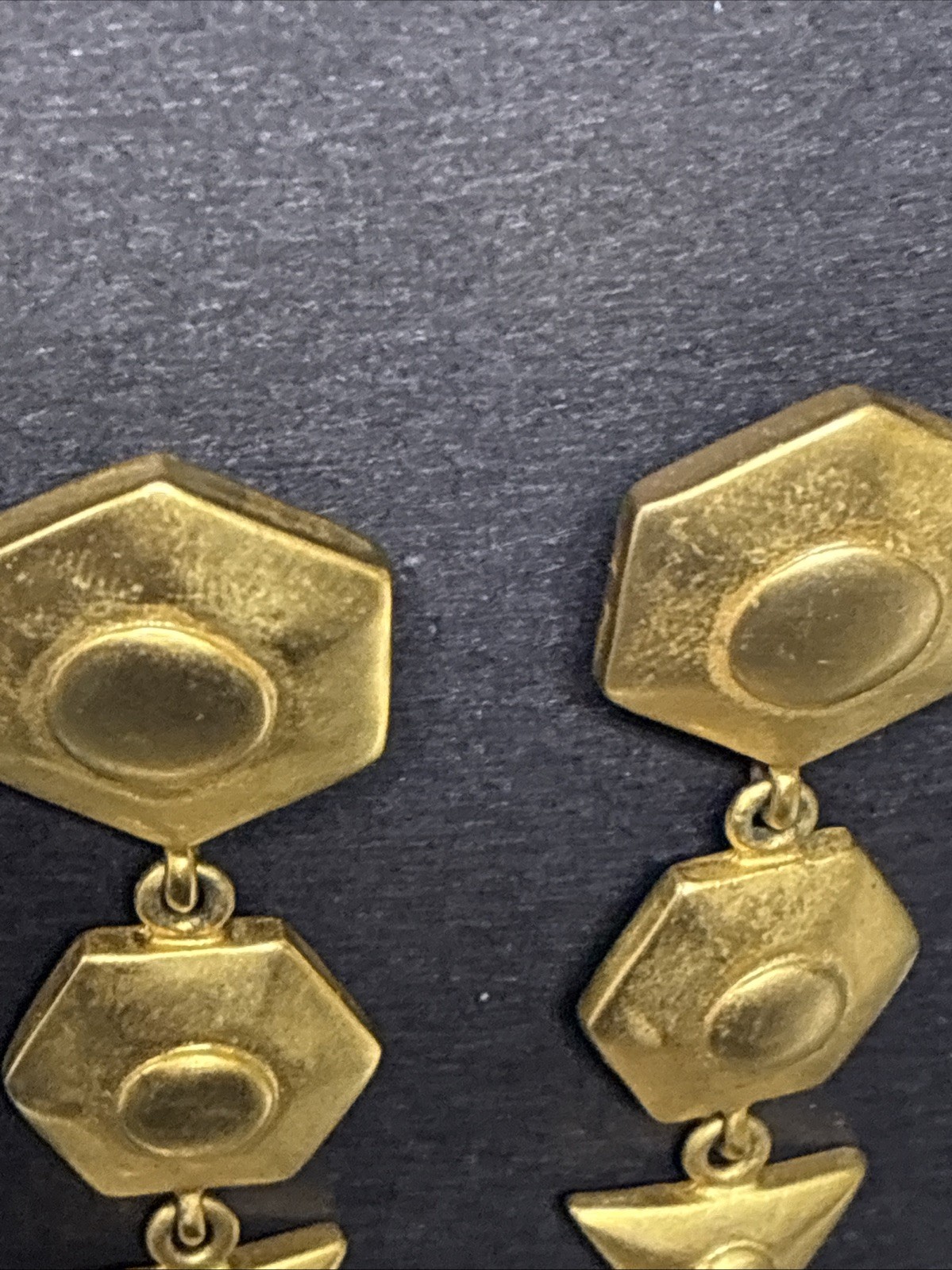 Vintage 1980s Gold Tone Drop Dangle Earrings (FC108-3 Q6082