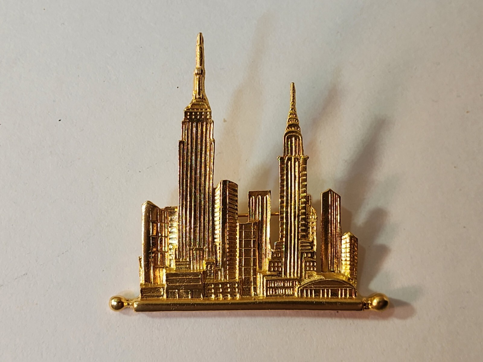 Vintage Park Lane Gold Tone New York Buildings Sky Line Brooch Sky Scrapers