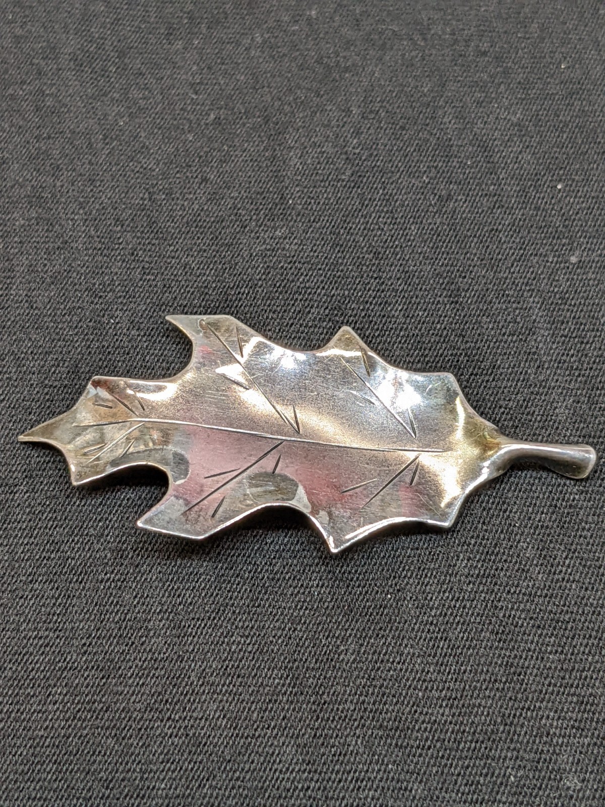 Vtg Sterling Silver Oak Leaf Brooch Pin Signed Mid Century Nature Jewelry