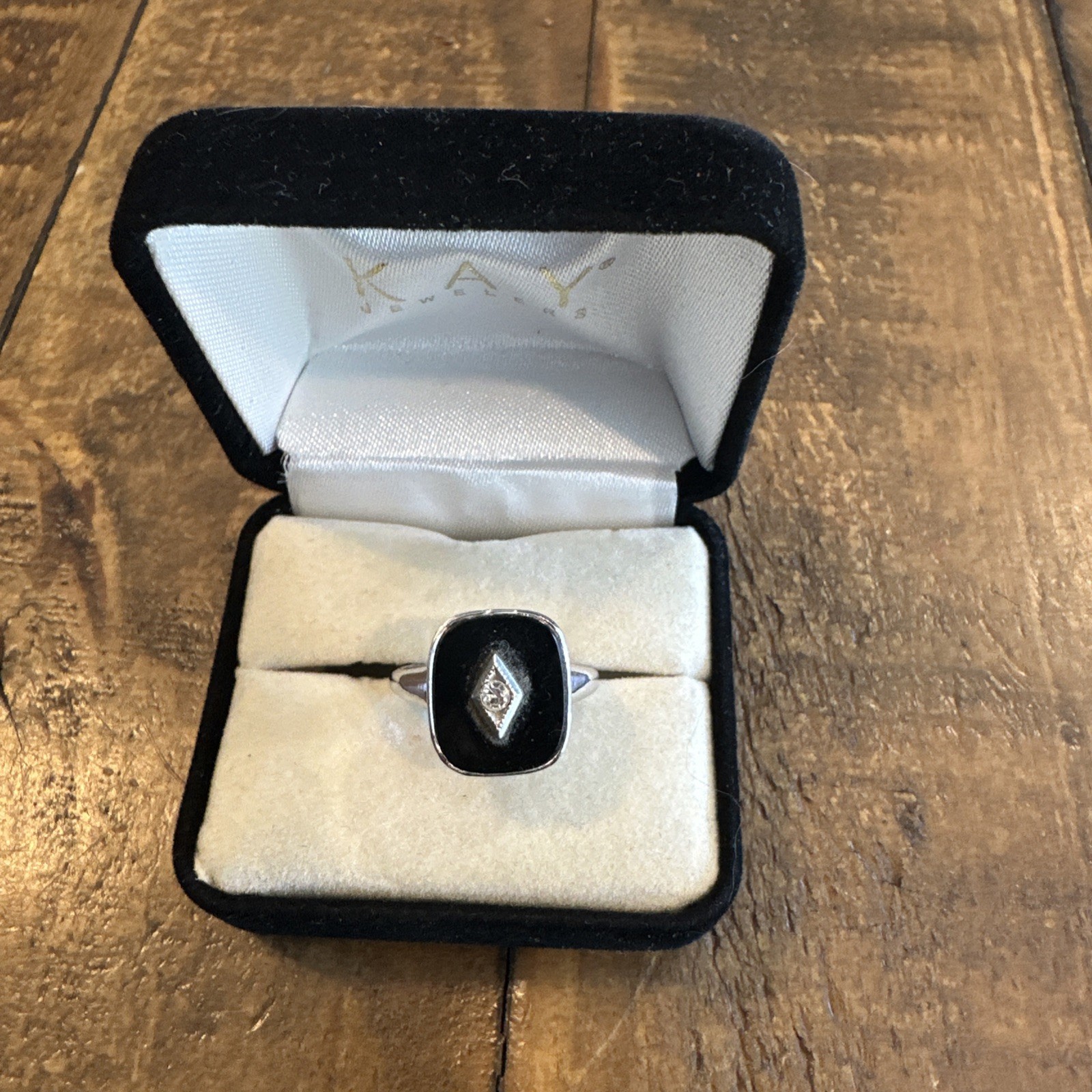 Vintage Black Onyx Diamond Signet Sterling Silver Ring Size 8
