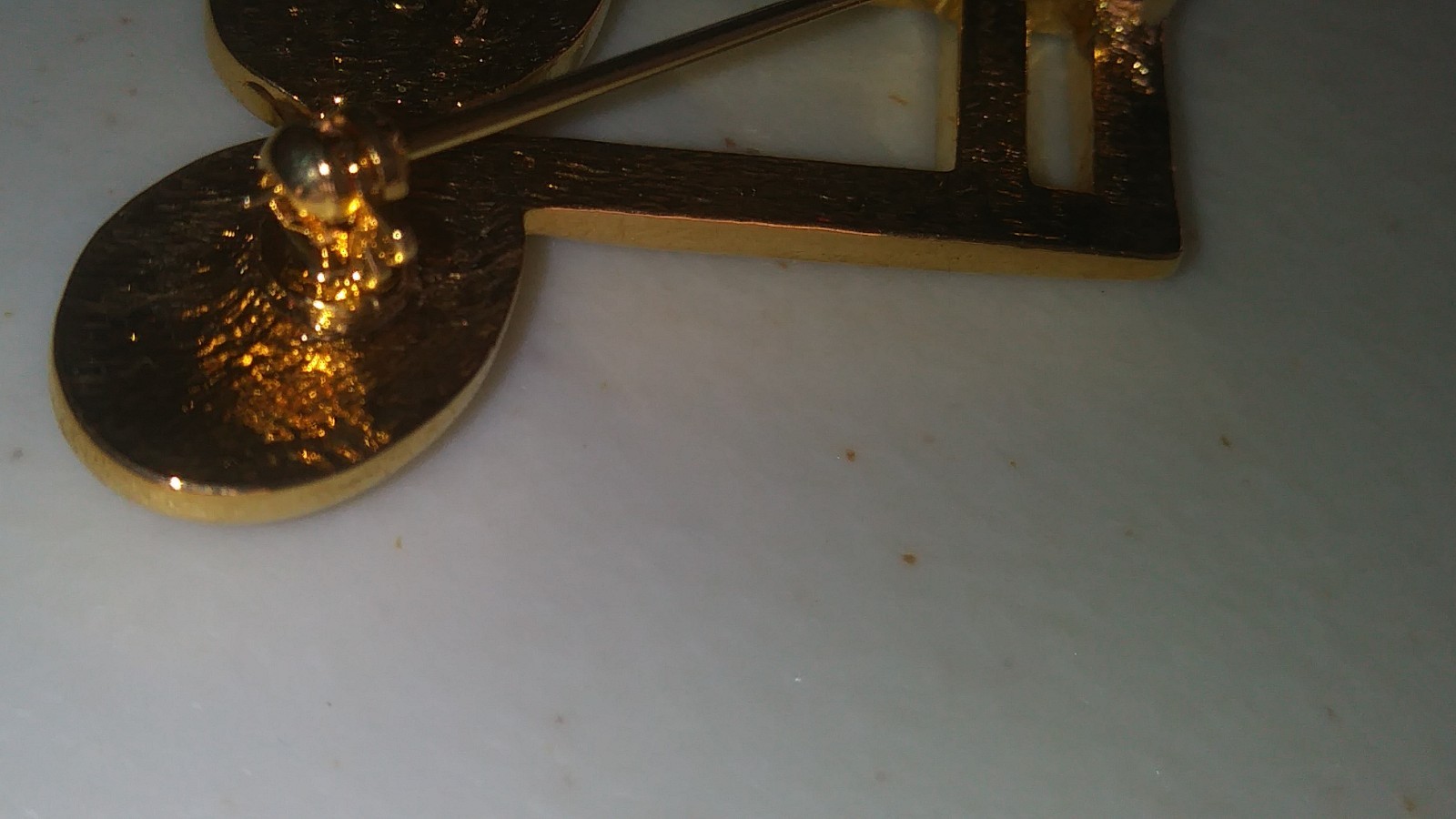 Allison Reed brooch pin gold tone musical notes with rhinestones