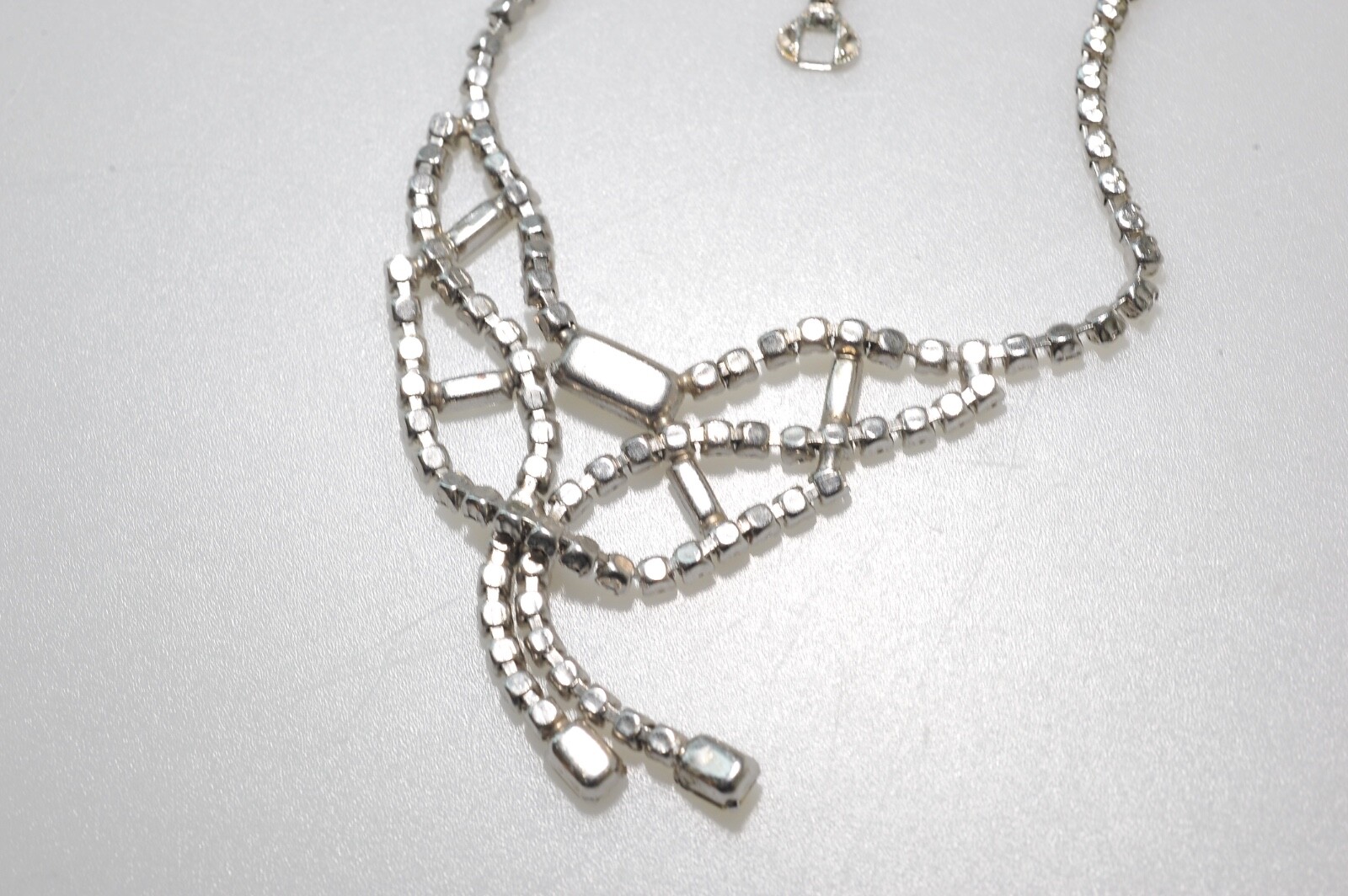Vtg Rhinestone Necklace choker 15″ clear dangle drop classic GLAM RA2