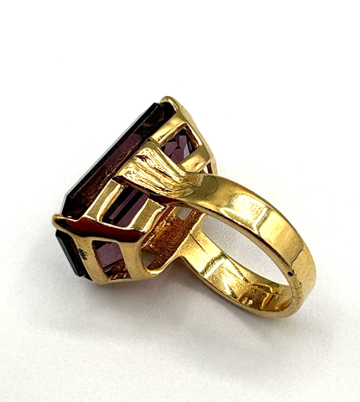 18K HGE Emerald Cut Purple Stone Vintage Rectangular Cocktail Statement Ring
