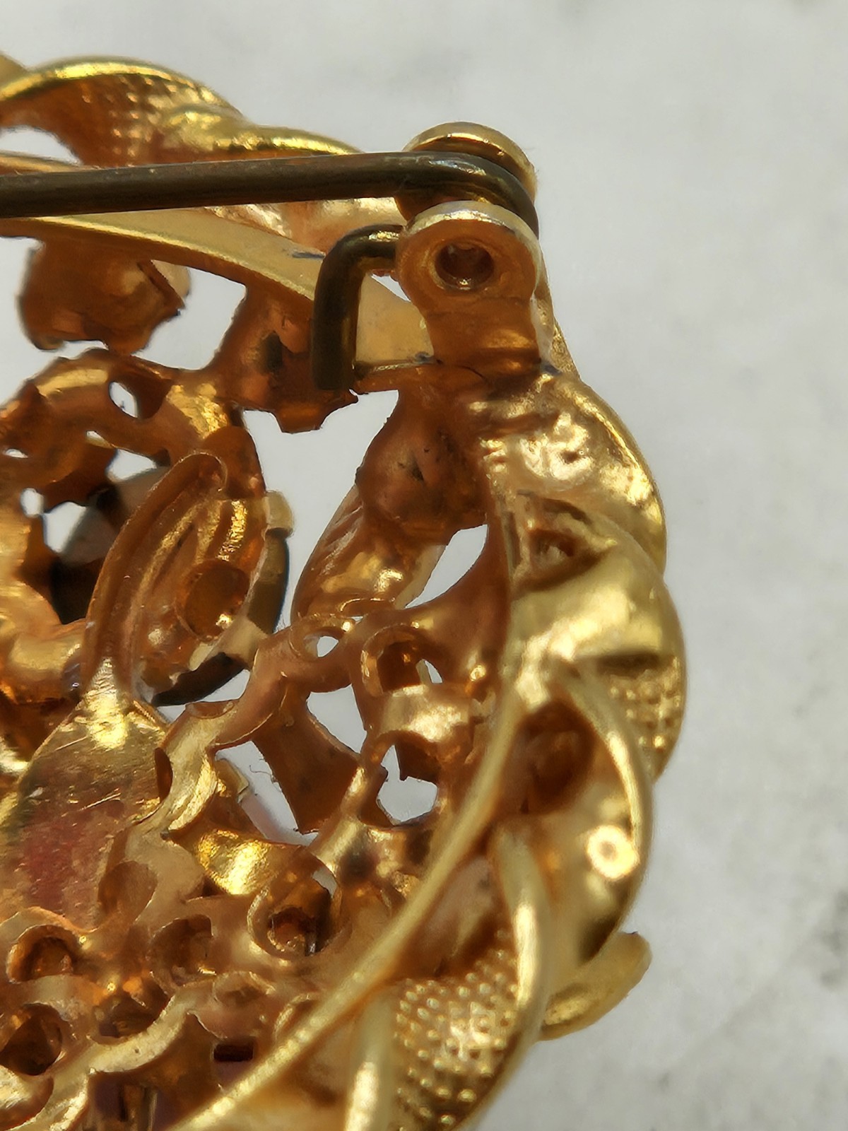 Vintage Austrian Crystal And Rhinestone Goldtone Brooch.