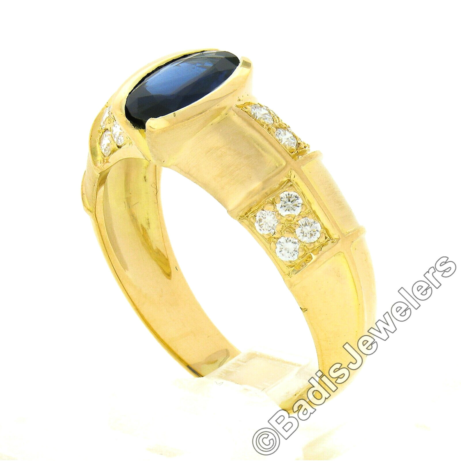 Vintage 18K Gold Oval Sapphire Solitaire w/ Pave Diamond Sides Dual Finish Ring