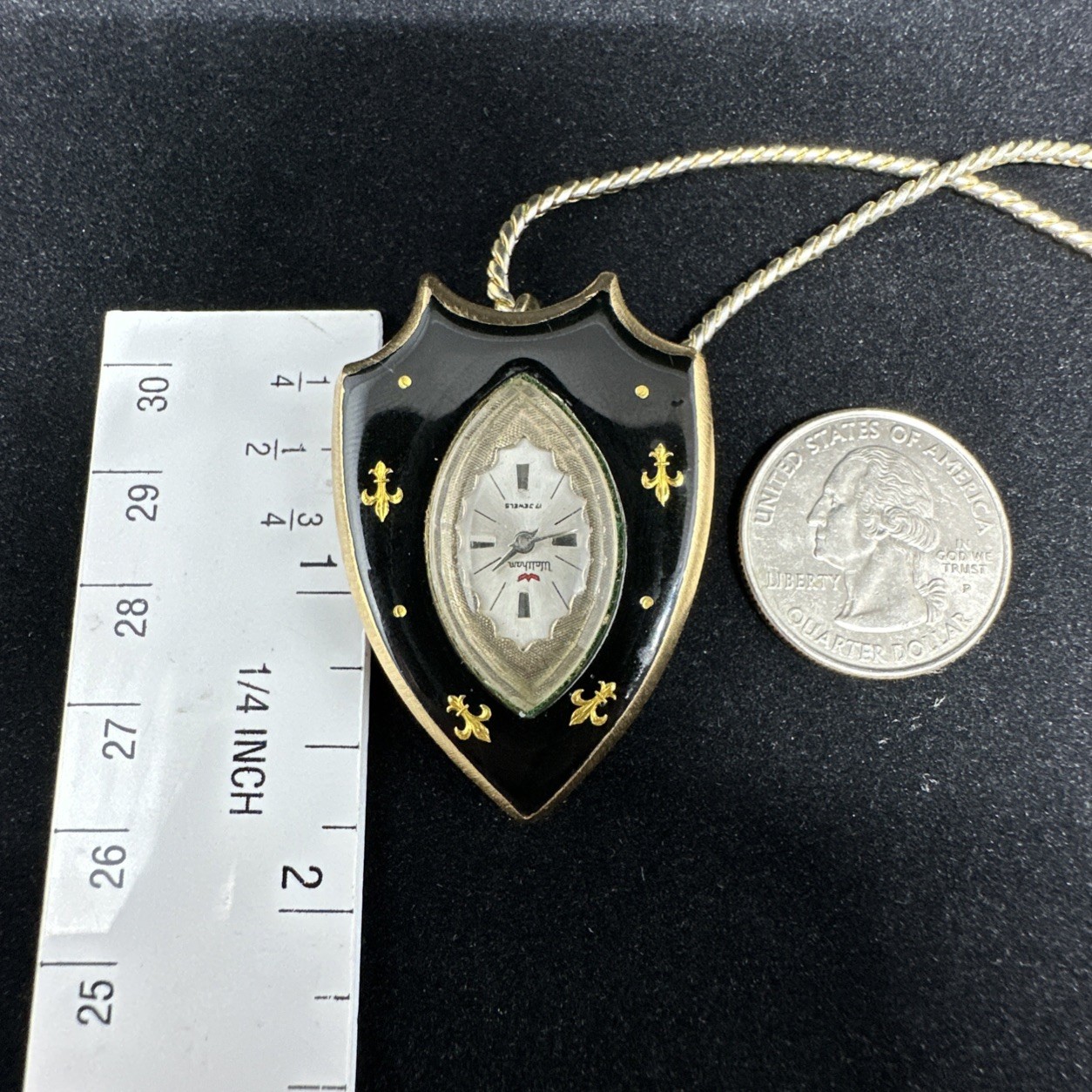 Vintage Waltham 17 Jewel manual wind Brooch necklace Watch original box working