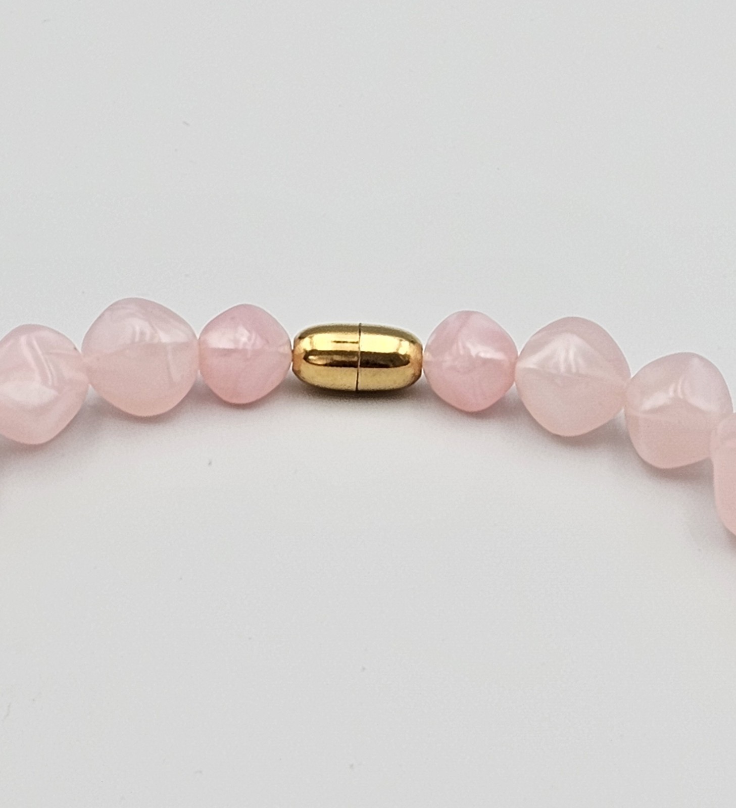 Vintage Pink Glass Necklace Diamond Shape Beads Gold Tone Screw Clasp 20 Inches