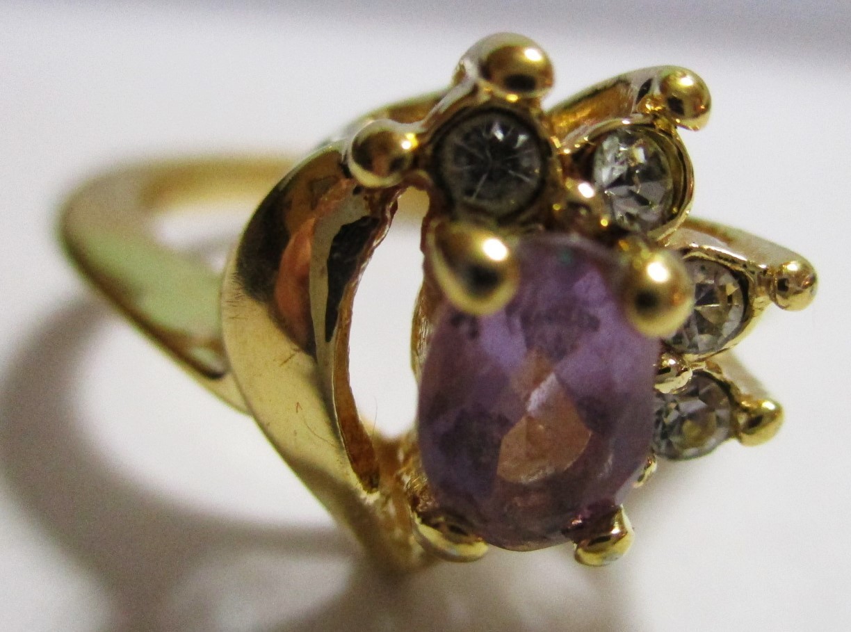 VINTAGE AMETHYST & RHINESTONE COCKTAIL RING, GOLD TONE, GOLD PLATE SIZE 5