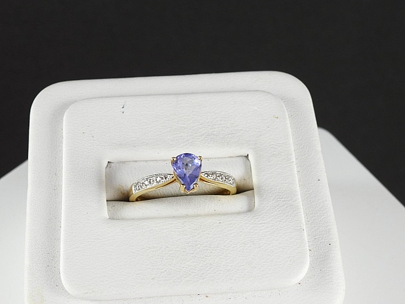 18K Gold Blue Violet Tanzanite Color Pear Cut Ring Diamond Accent Fine Jewelry