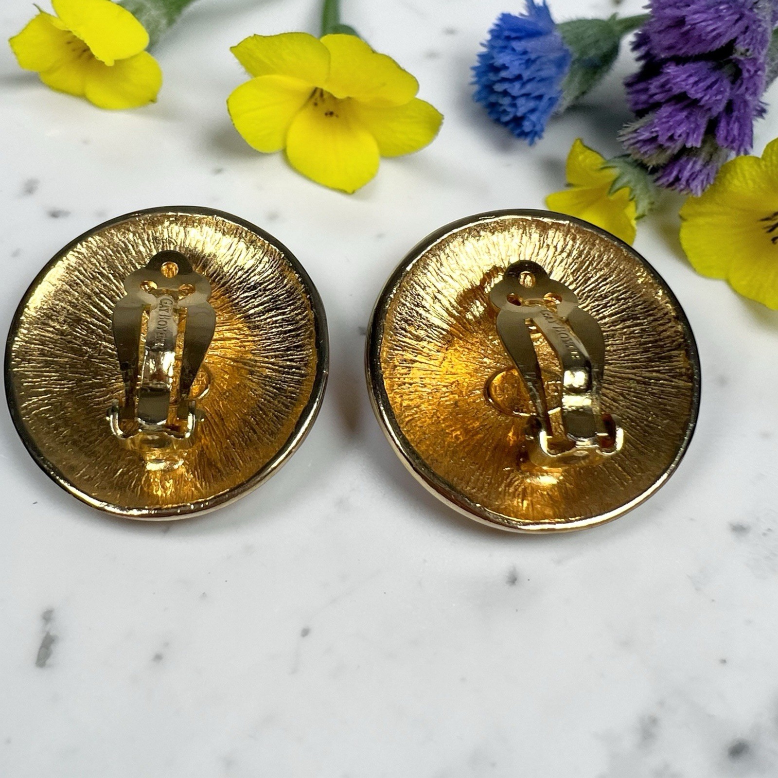 Vintage GAY BOYER signed chunky gold tone Purple enamel clip on earrings