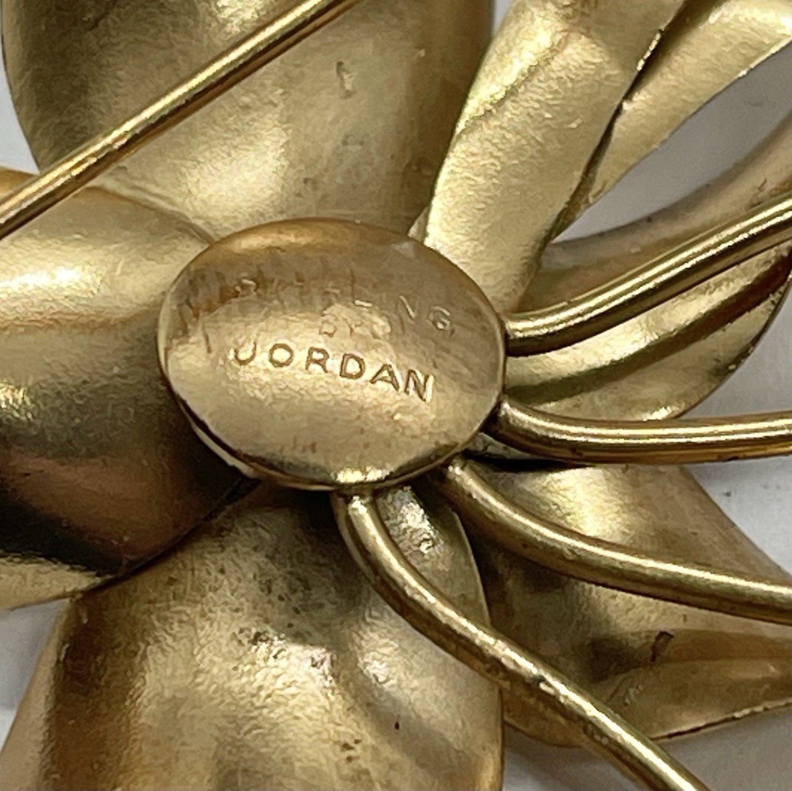 Vintage Retro JORDAN Pale Blue Lozenge Shape Art Glass Sterling Flower Brooch
