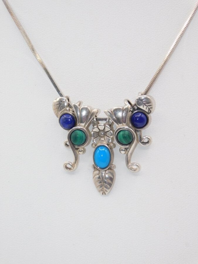 VINTAGE NECKLACE~CAROLYN POLLACK~SOUTHWESTERN LOOK/STERLING SILVER~5 CHARMS