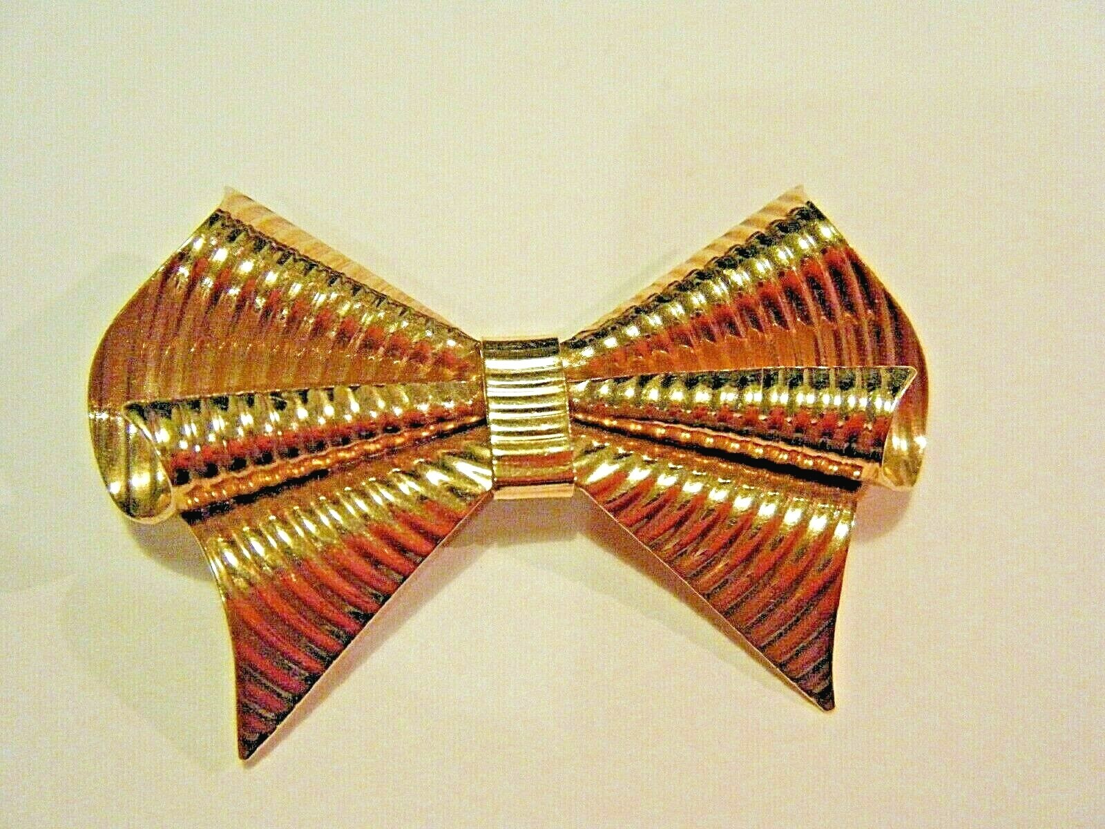 Vintage Ribbed Design Solid 14K Yellow Gold 40mm 3D Bow Pin 5.3g