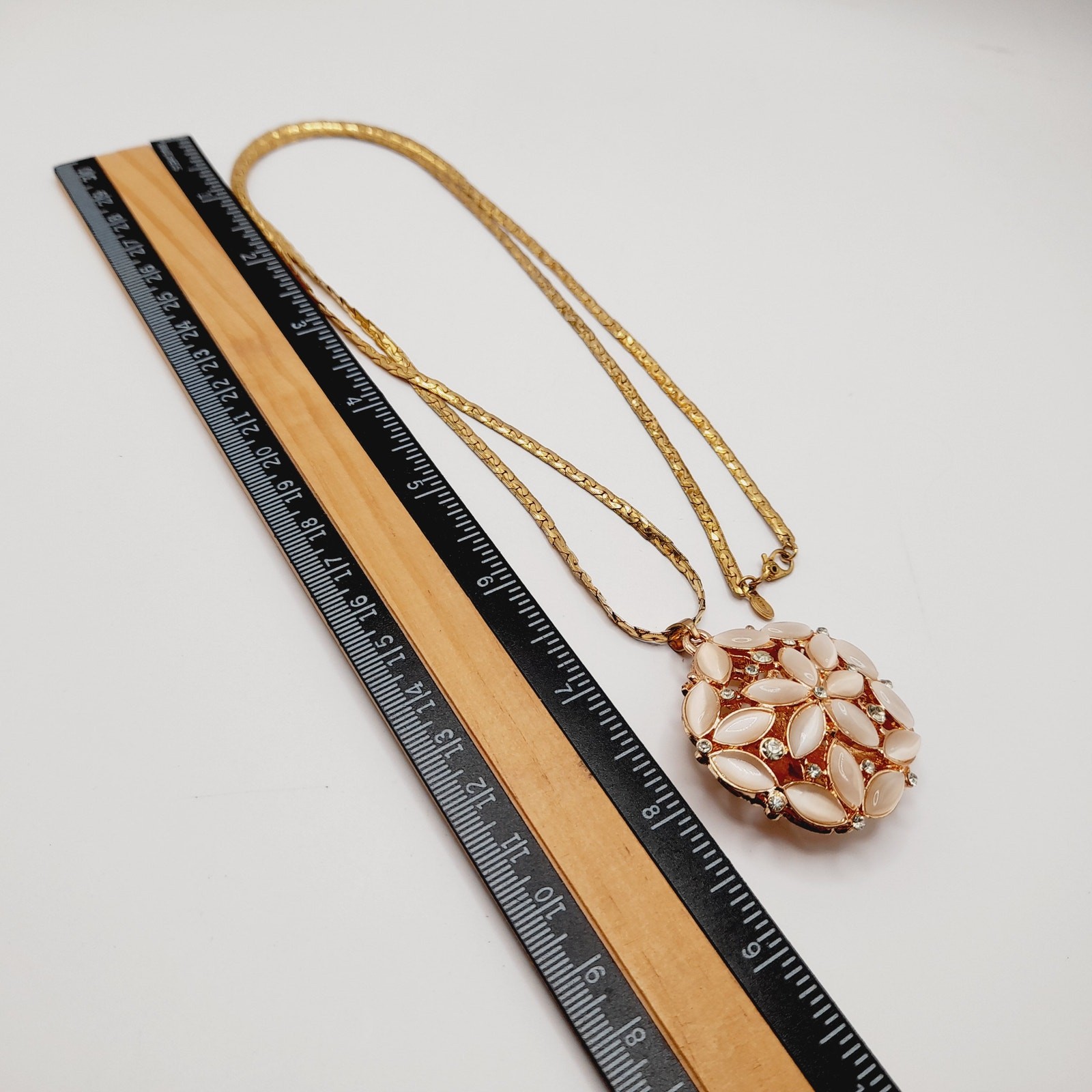 Vintage Monet 30” Gold Chain Necklace Sister Clasp w/ Removable Pendant