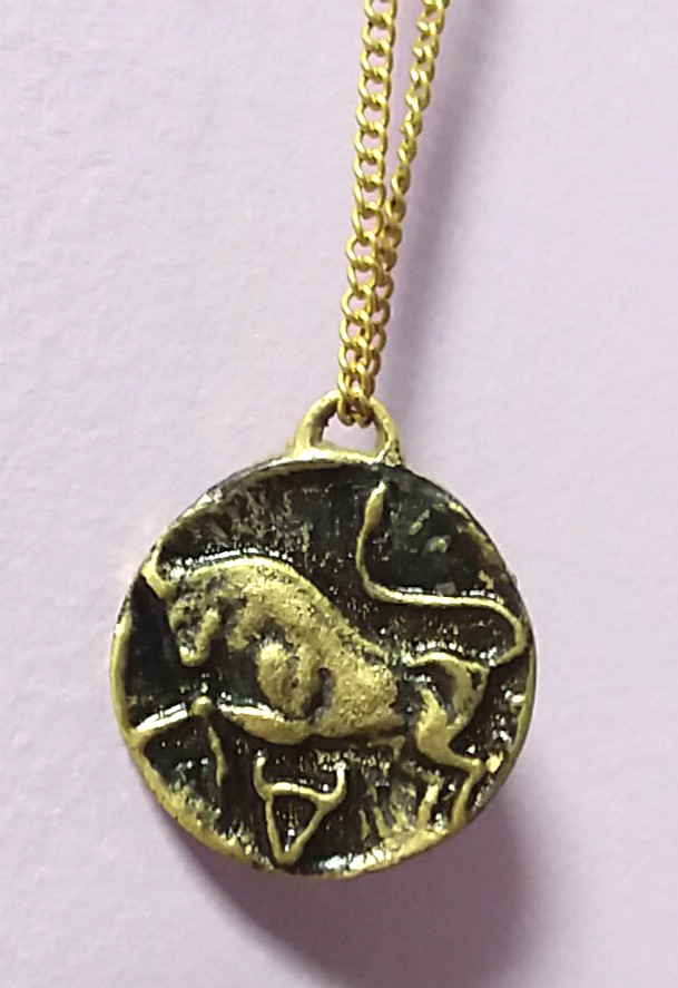 Vintage Zodiac Necklace ~ Gold Tone ~ Taurus (Taureau) April 21 – May 20 ~ 32″