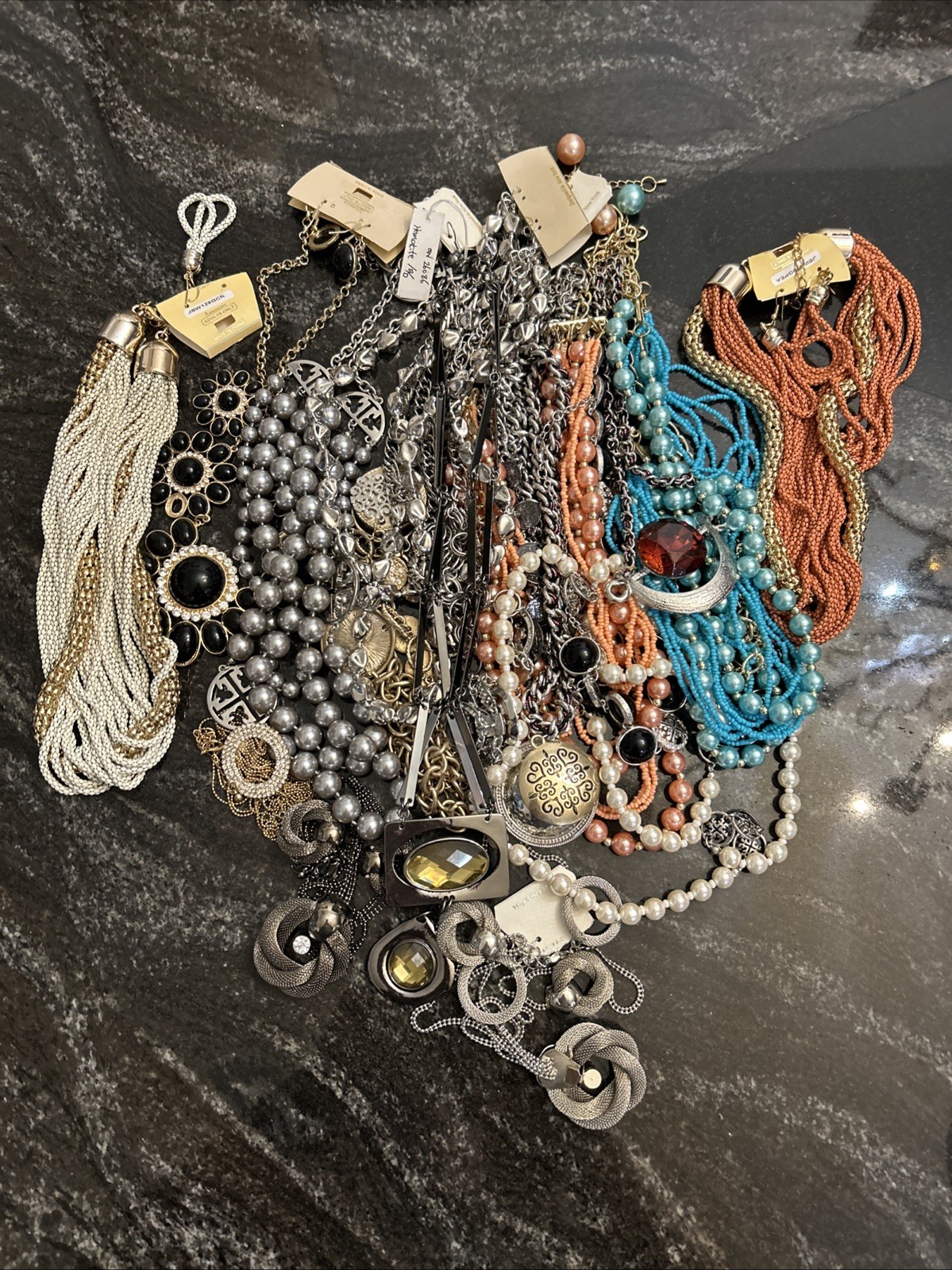 17 Piece Vintage To Modern FASHION JEWELRY Lot All Wearable!! #6