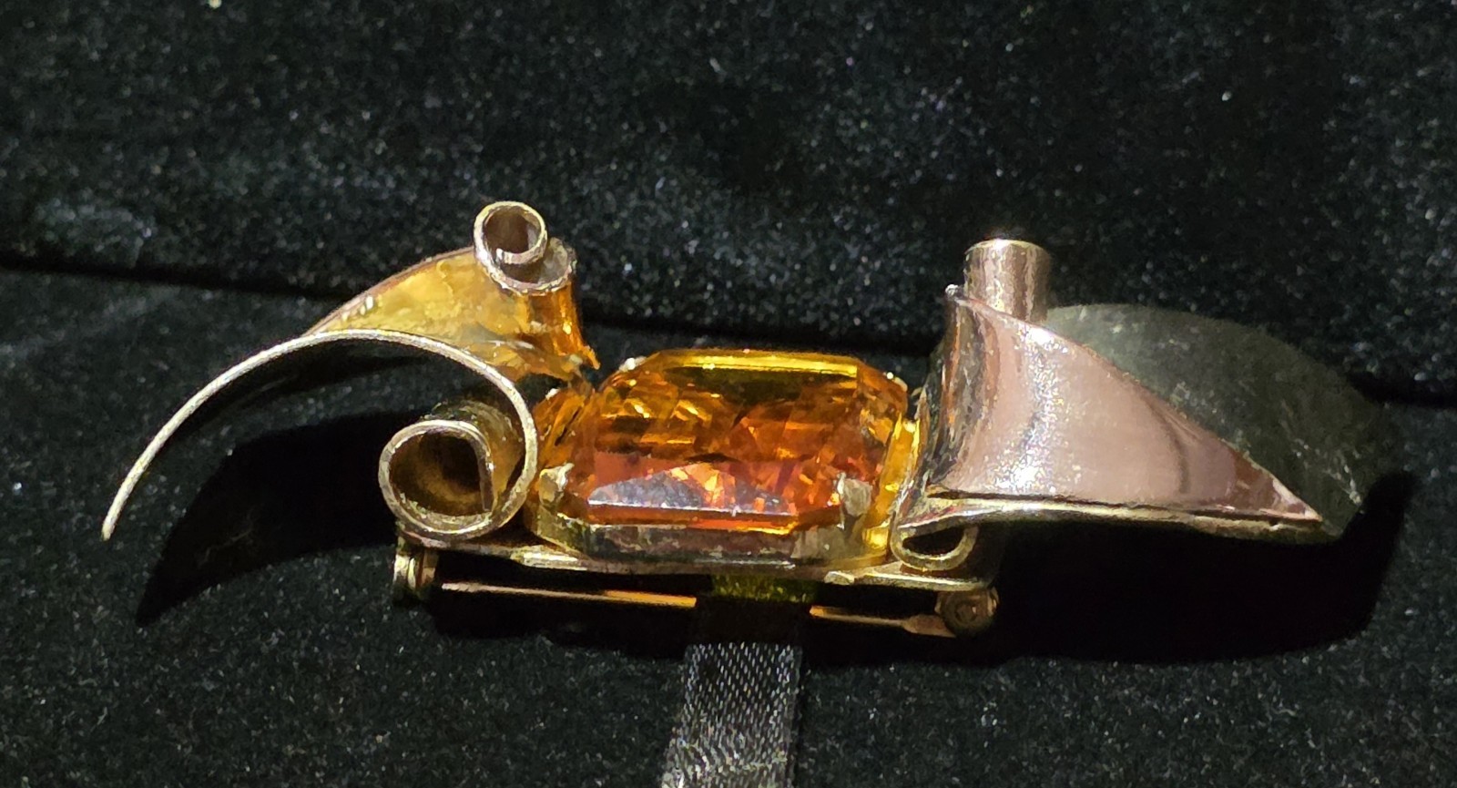 Coro Signed 1942 “Massive Wave” Brooch – Amber Glass – Designed byAdolph Katz