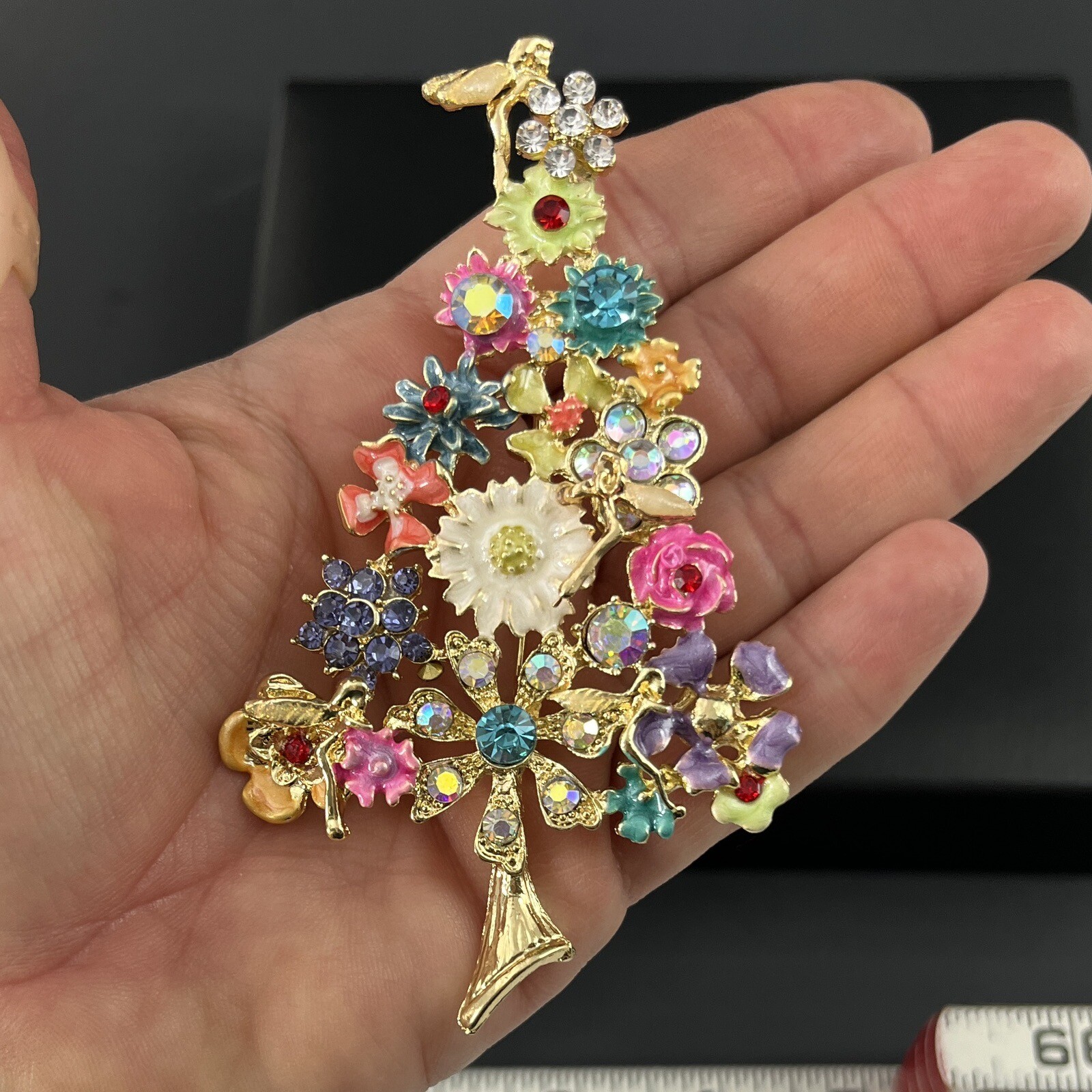 Gold Tone Christmas Tree Brooch Pin Floral Multicolor Rhinestone Pendant Large