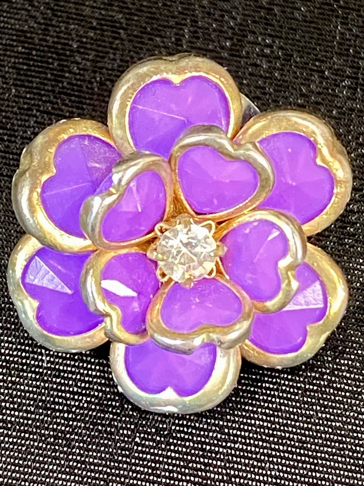 Vintage 1950’s-60’s purple facet gold-edge stone rhinestone FLOWER post earrings