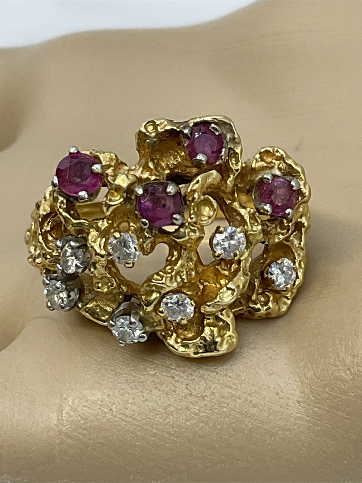 BEAUTIFUL Ladies Ring Solid 17K Yellow Gold Diamond & Ruby VINTAGE HANDMADE10.3g