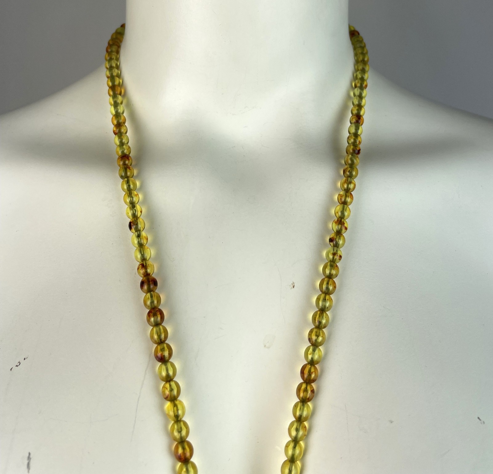 VTG. Giorgio Armani Amber Resin Metal Beaded LONG Pendant Necklace 39″