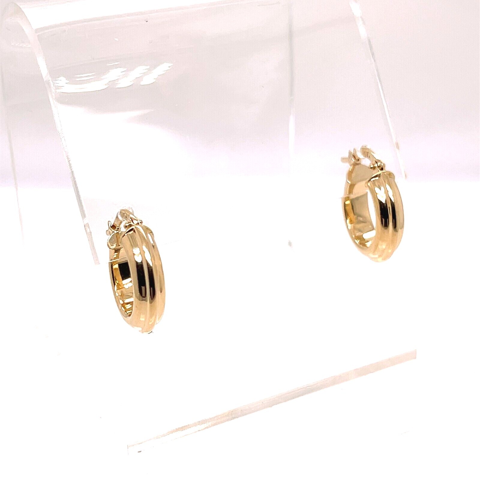 Vintage 14 Karat Gold Italian Hoop Earrings – 14k VR