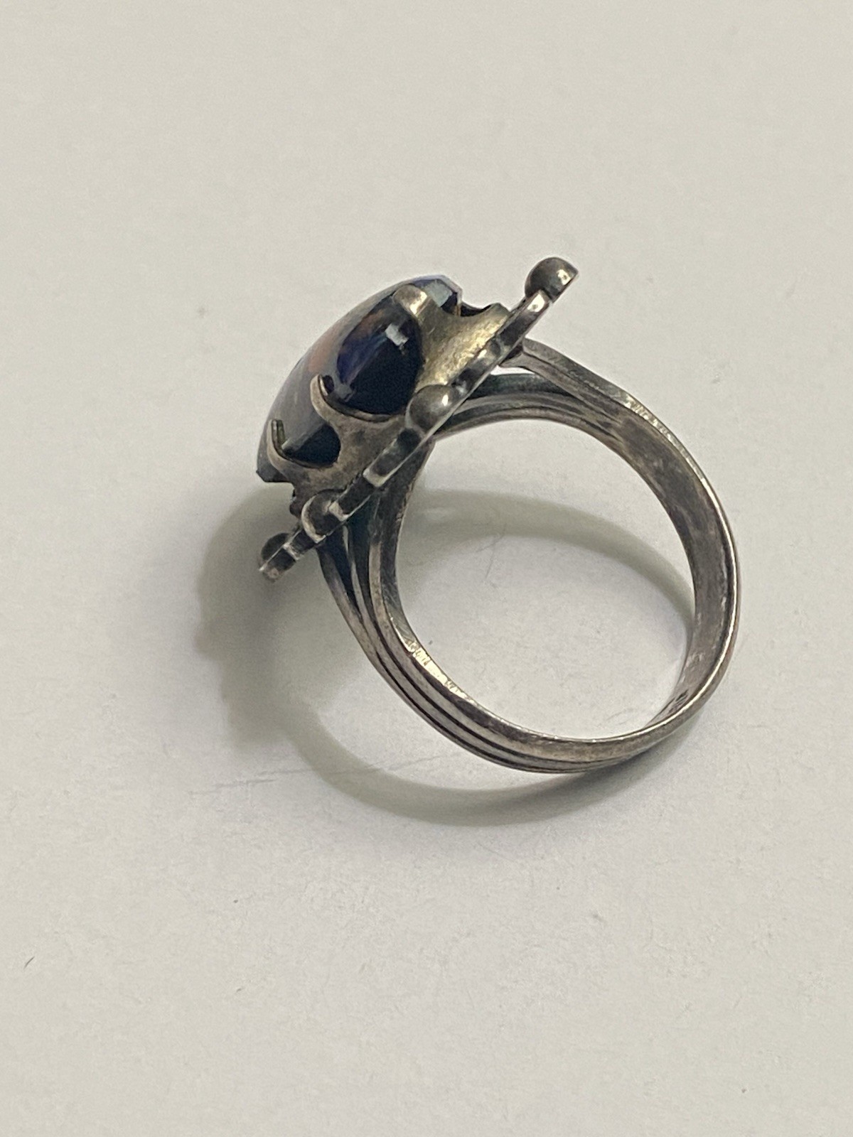 Vintage Mexico, Sterling and Foil Art Glass Ring Ladies Size 7 Blue And Amber