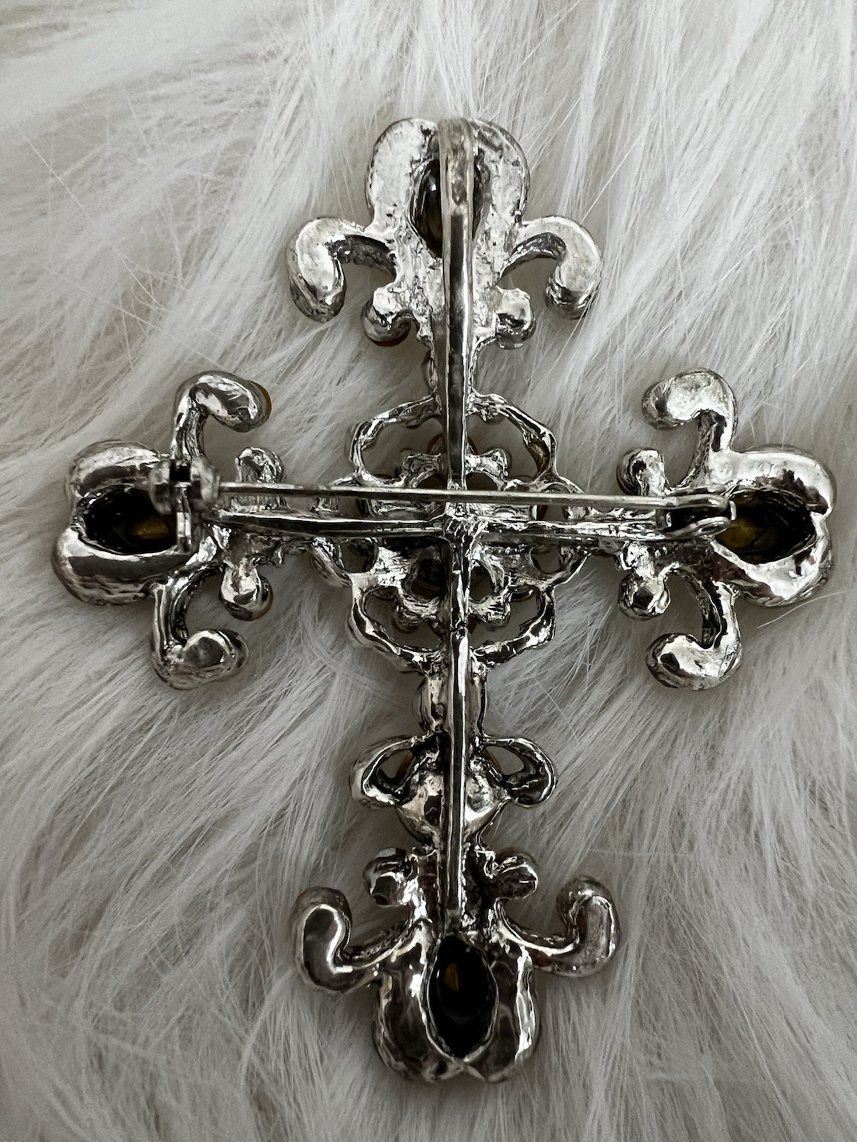 VINTAGE NWT RARE CROSS RHINESTONE BROOCH PENDANT PIN SILVER TONE STUNNING T1