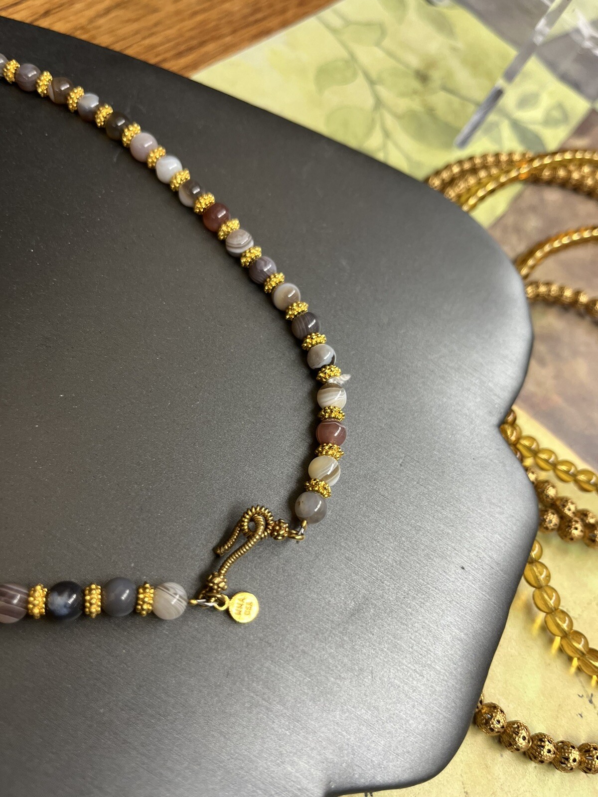 Metropolitan Museum Of Art Hellenistic Banded Agate Necklace Jewelry Beaded Gold