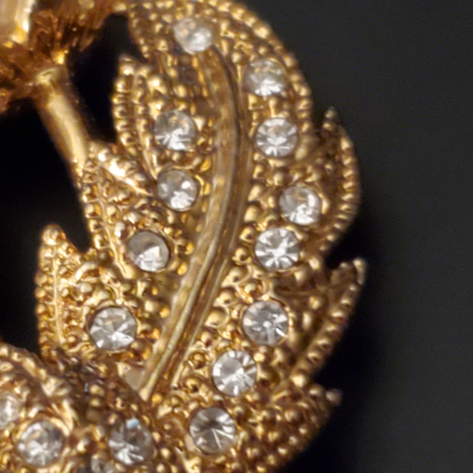 Vintage Goldtone Pin Faux Pearl and Rhinestone Leaf Shape Brooch 1 1/2 inch EUC