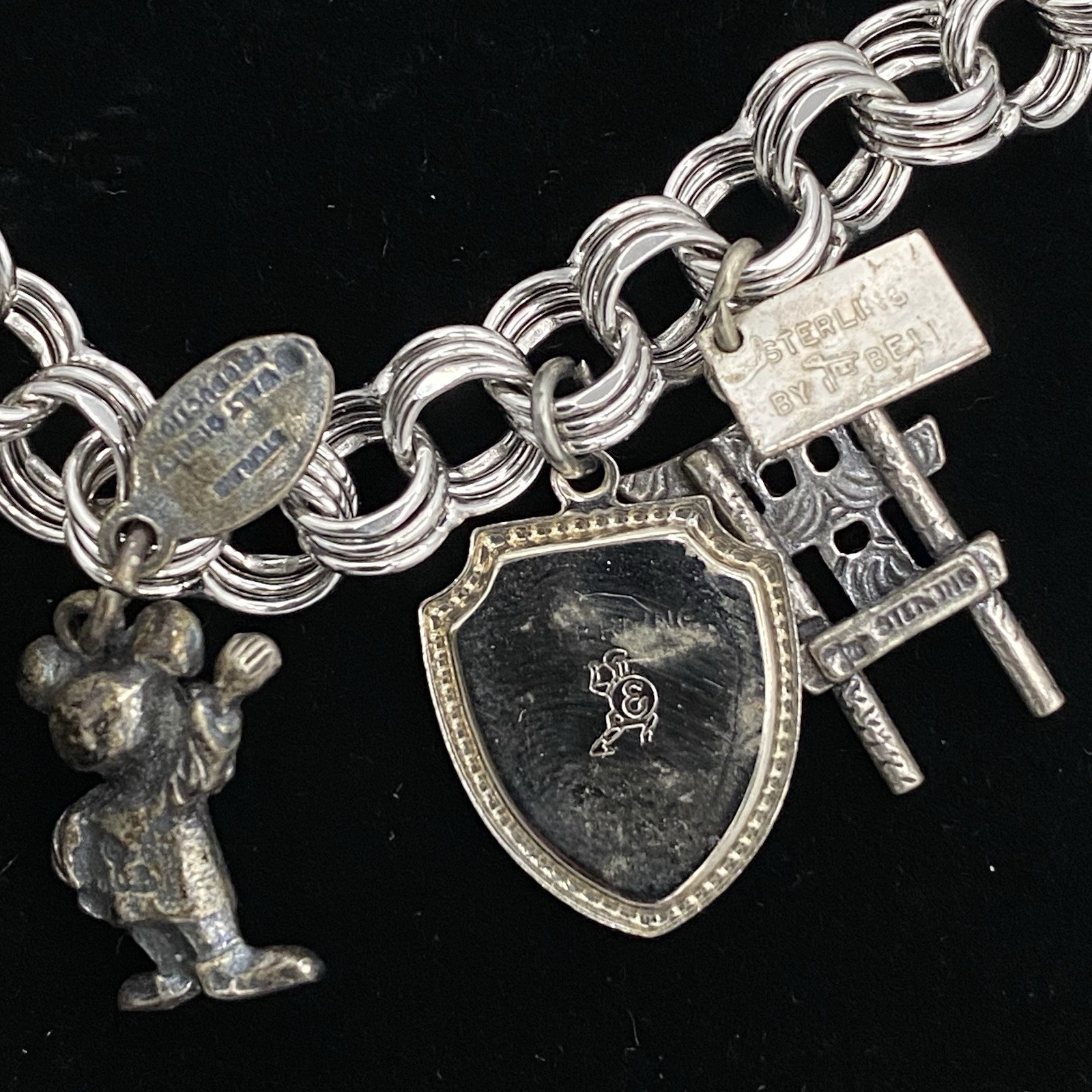 Vintage Estate Sterling Silver Charm Bracelet With 11 Sterling Silver Charms 44g