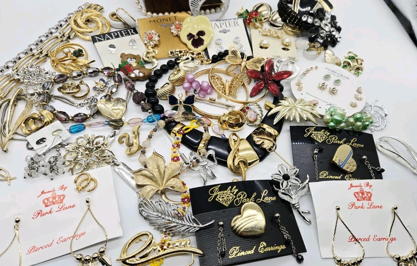 Vintage Jewelry Lot Monet Park Lane Trifari Napier Necklace Brooch Earrings 74pc