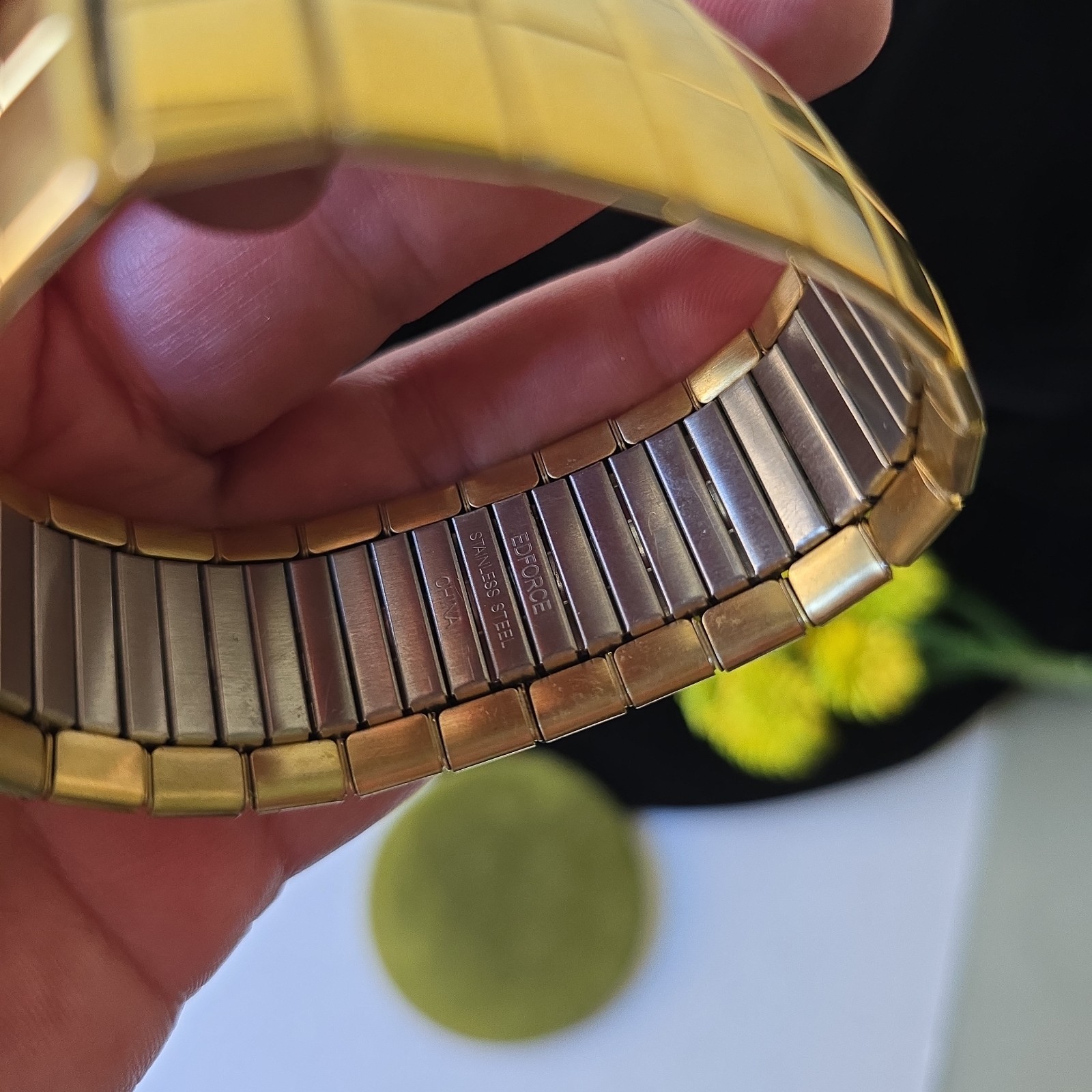 EDFORCE Expendable Stretch Band Gold Tone Stainless Steel Bracelet 7-7.5″ Wist