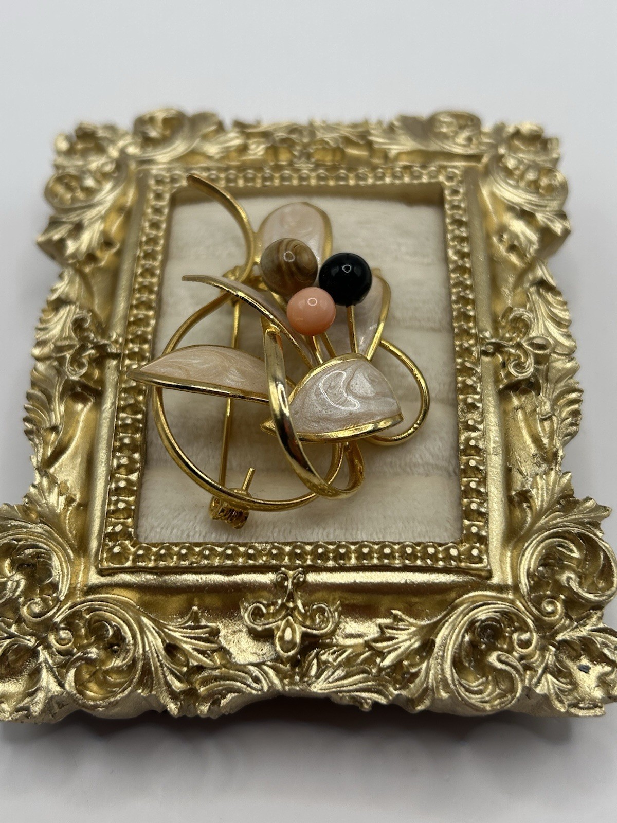 Vintage Leaf Brooch Gold Tone Enameled Light Pink Black Beaded 3D Leaves Pin