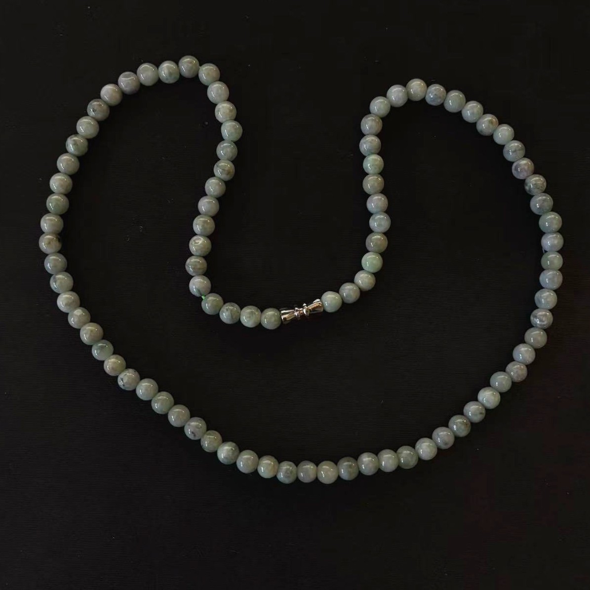 Natural Burmese Green Jade Jadeite Beaded Necklace, Width 6 mm, Length 20 inch