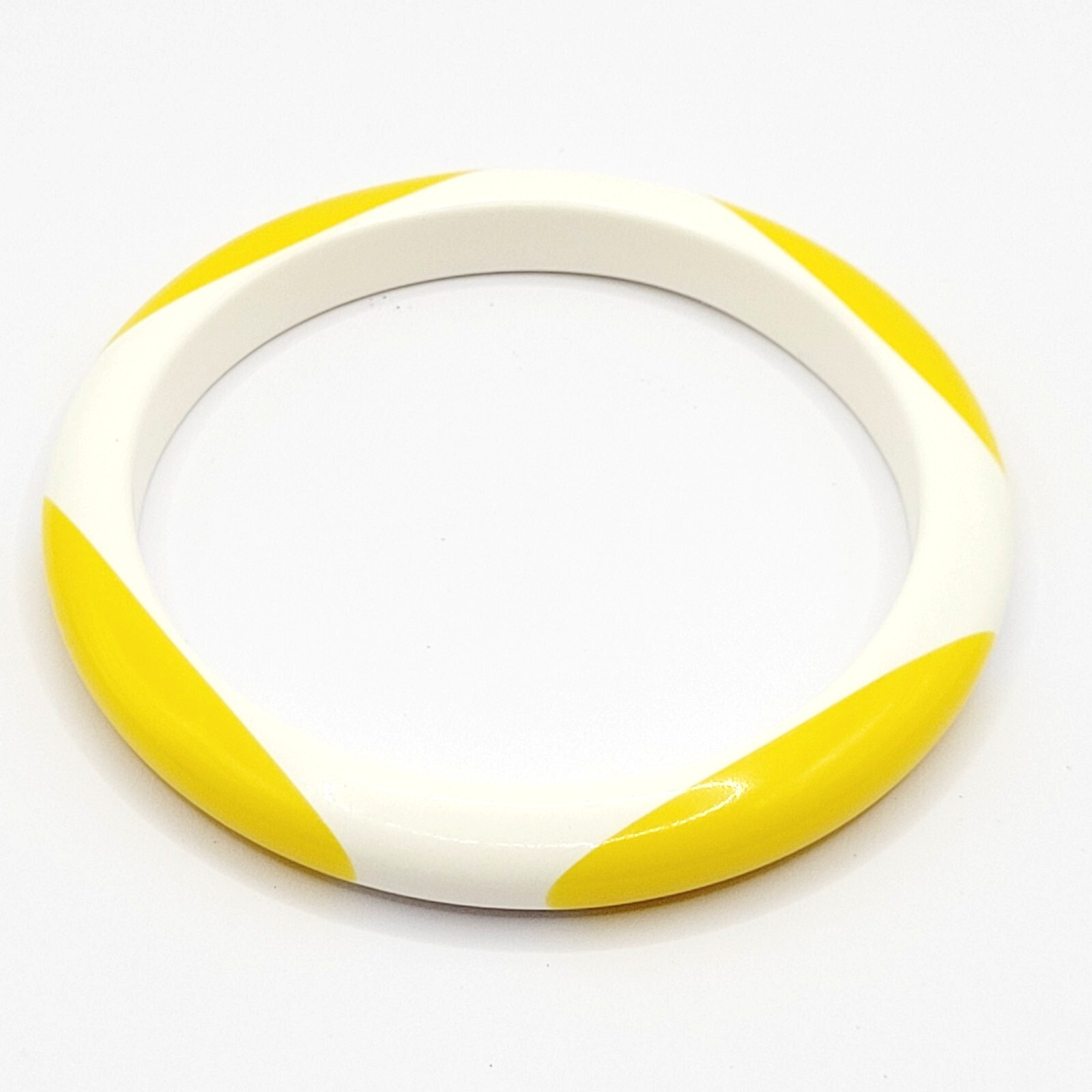 Yellow and White Lucite Vintage 1980s Bangle Bracelet Retro Style