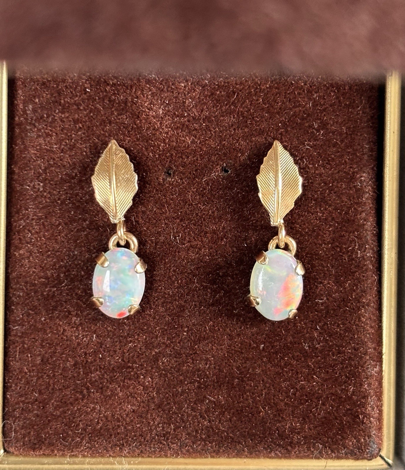 Vintage Gold Tone Leaf Oval Opal I Believe Stud Dangling Earrings 17.5mm Long