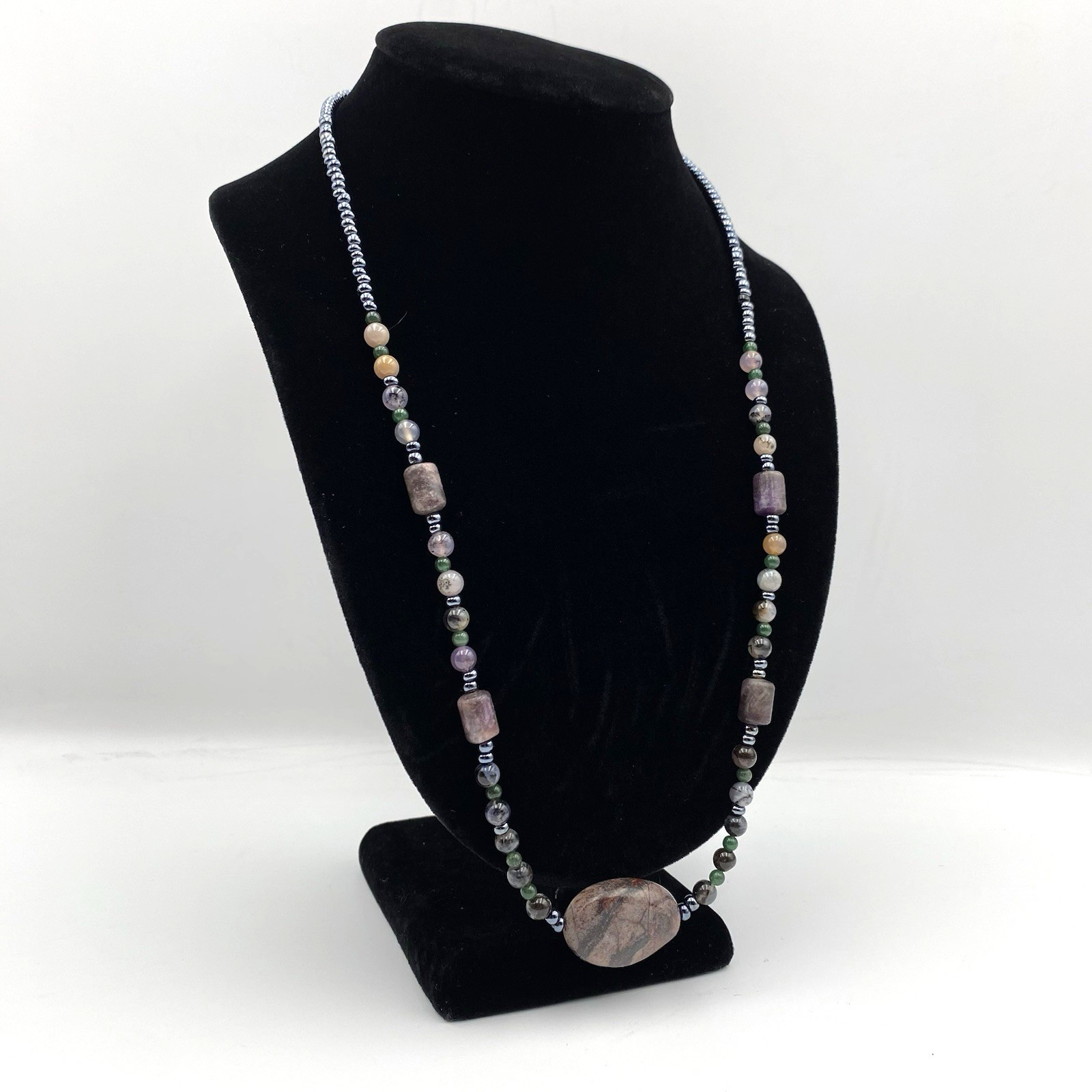 Stone Pendant Beaded Necklace 26″ Lobster Claw Clasp