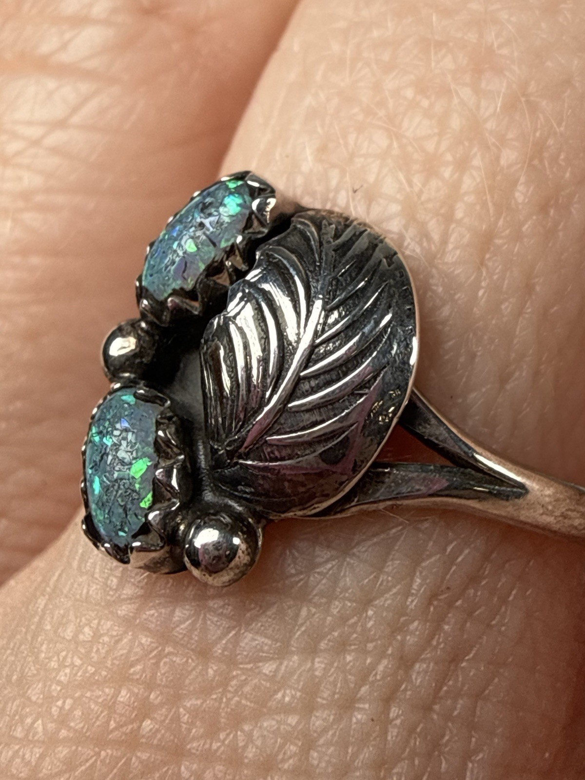 VTG Sterling Silver Navajo Lab Blue Fire Opal Leaf Ring Size 6.75