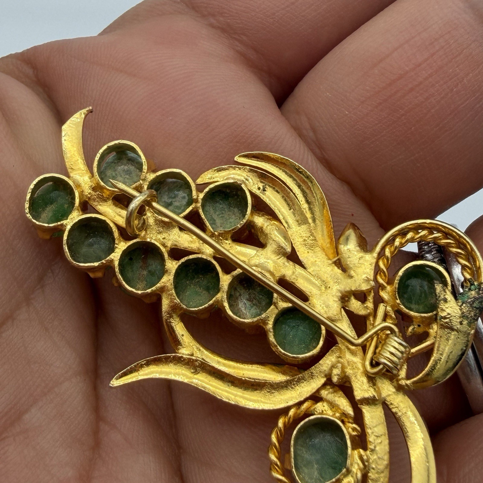 Antique Jade Brooch Pin Floral Design Bouquet Variegated Green Stone Victorian