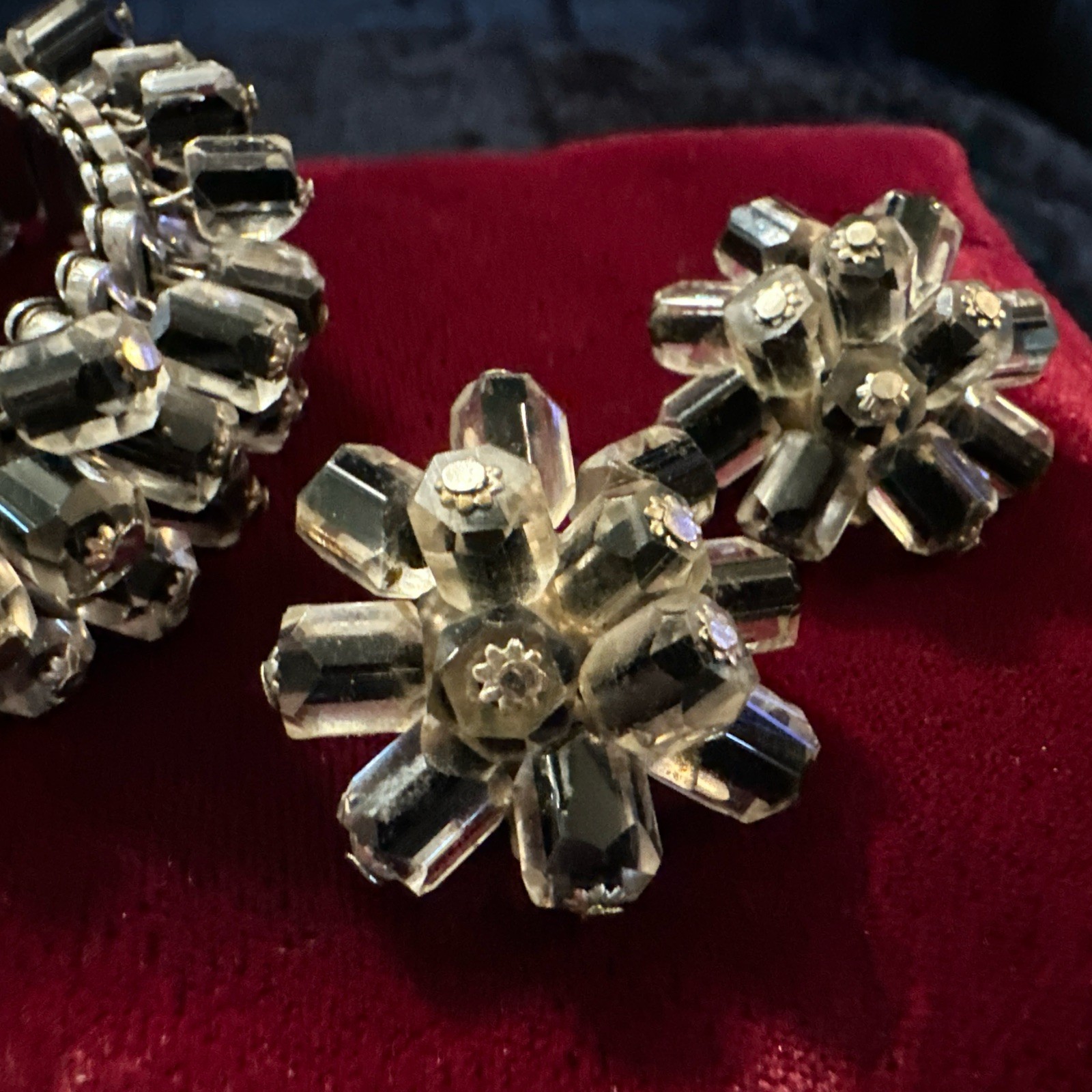 Vintage Faceted Glass Beaded Expansion Bracelet & Clip Earrings Set