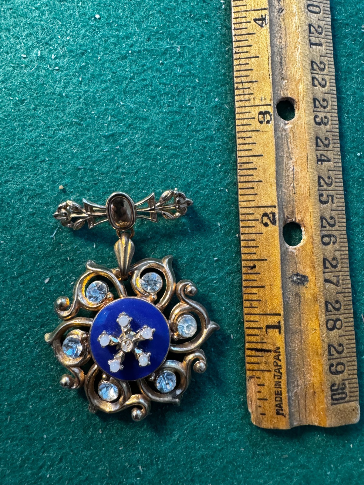 Rare Vintage Gold Plated Enamel Brooch with Rhinestones