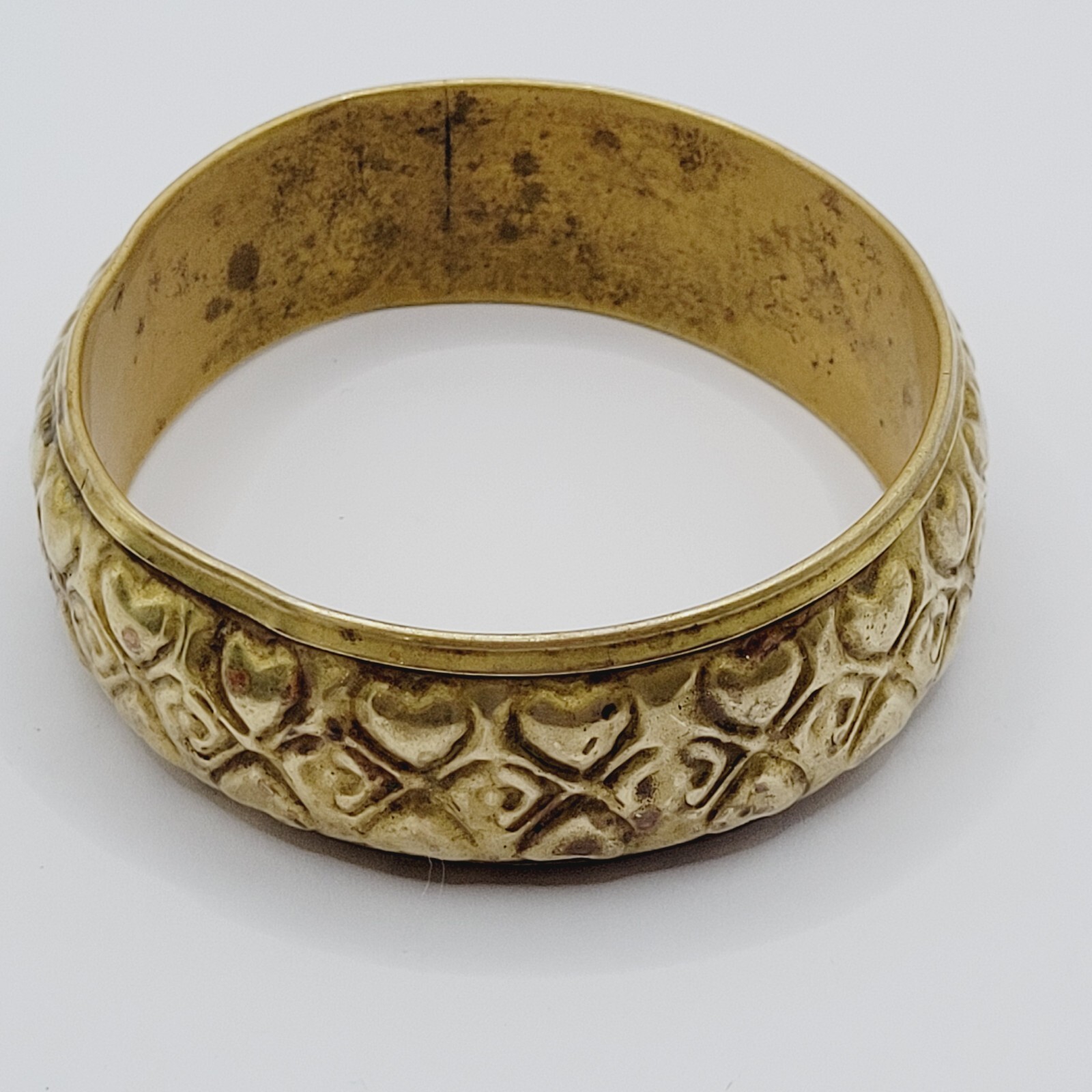 Wide Brass Chunky Bangle Embossed Heart Pattern Vintage Bracelet 8 Inch Approx
